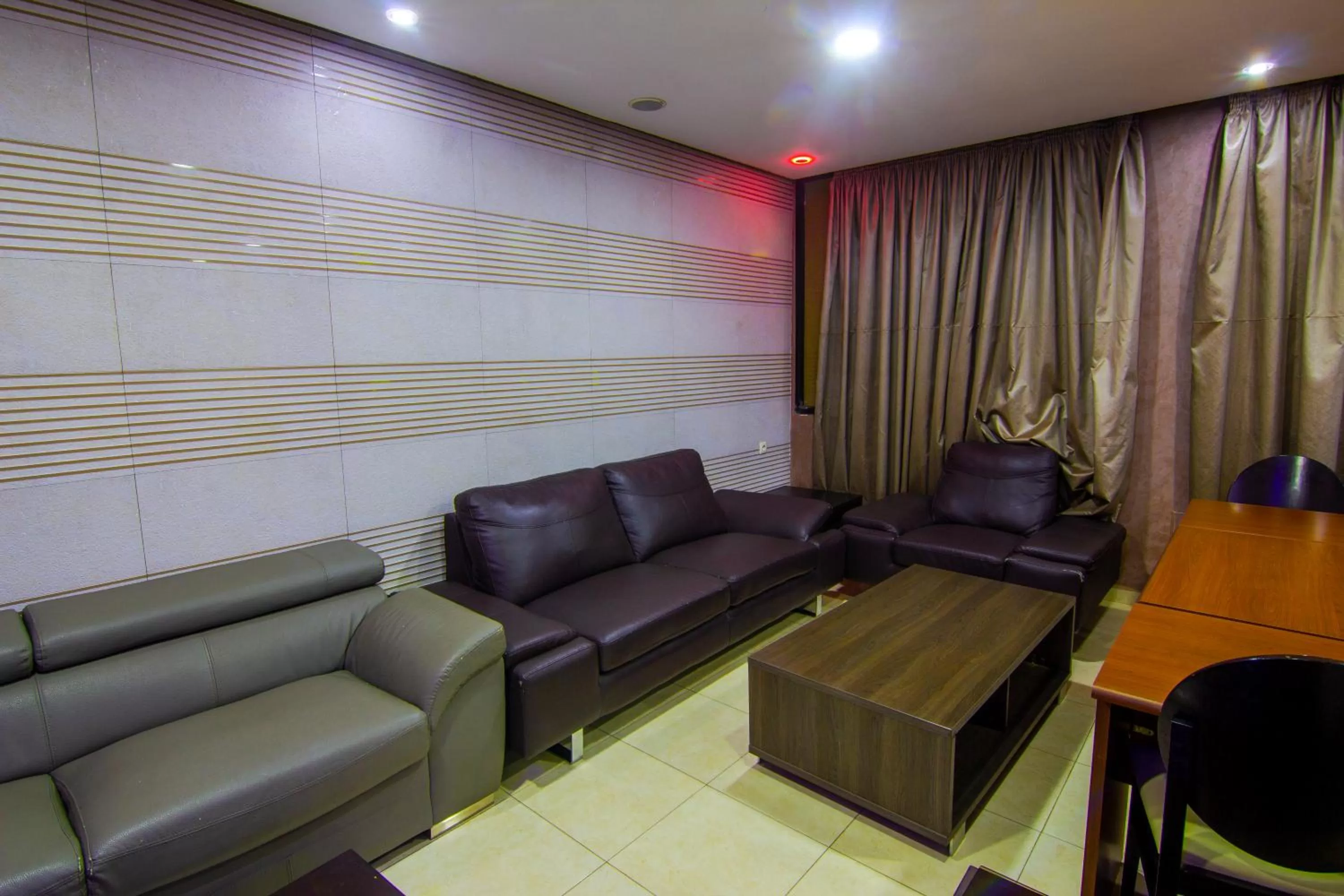 Nightclub / DJ in Hotel vallee ziz