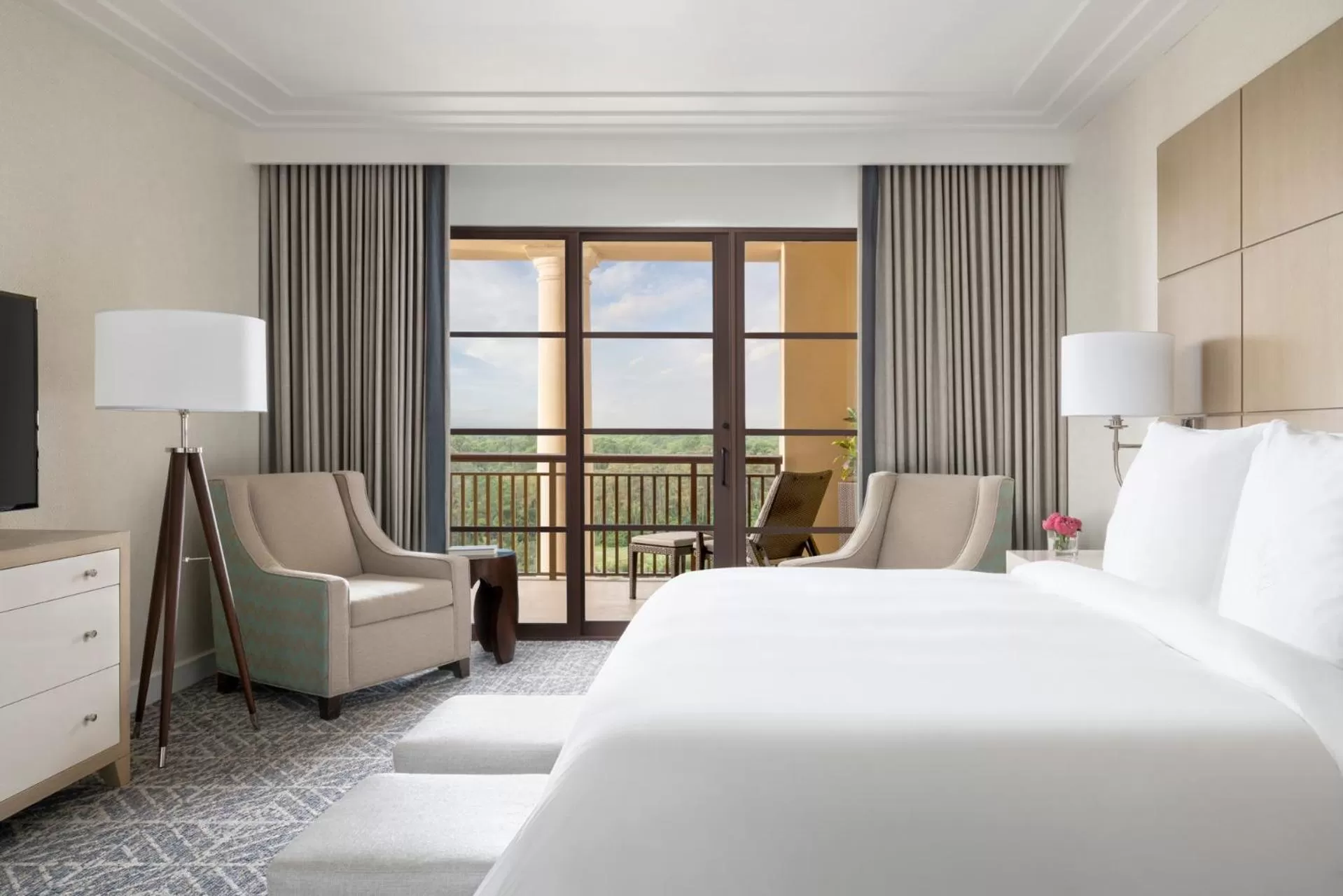 Photo of the whole room, Bed in Four Seasons Resort Orlando at Walt Disney World Resort