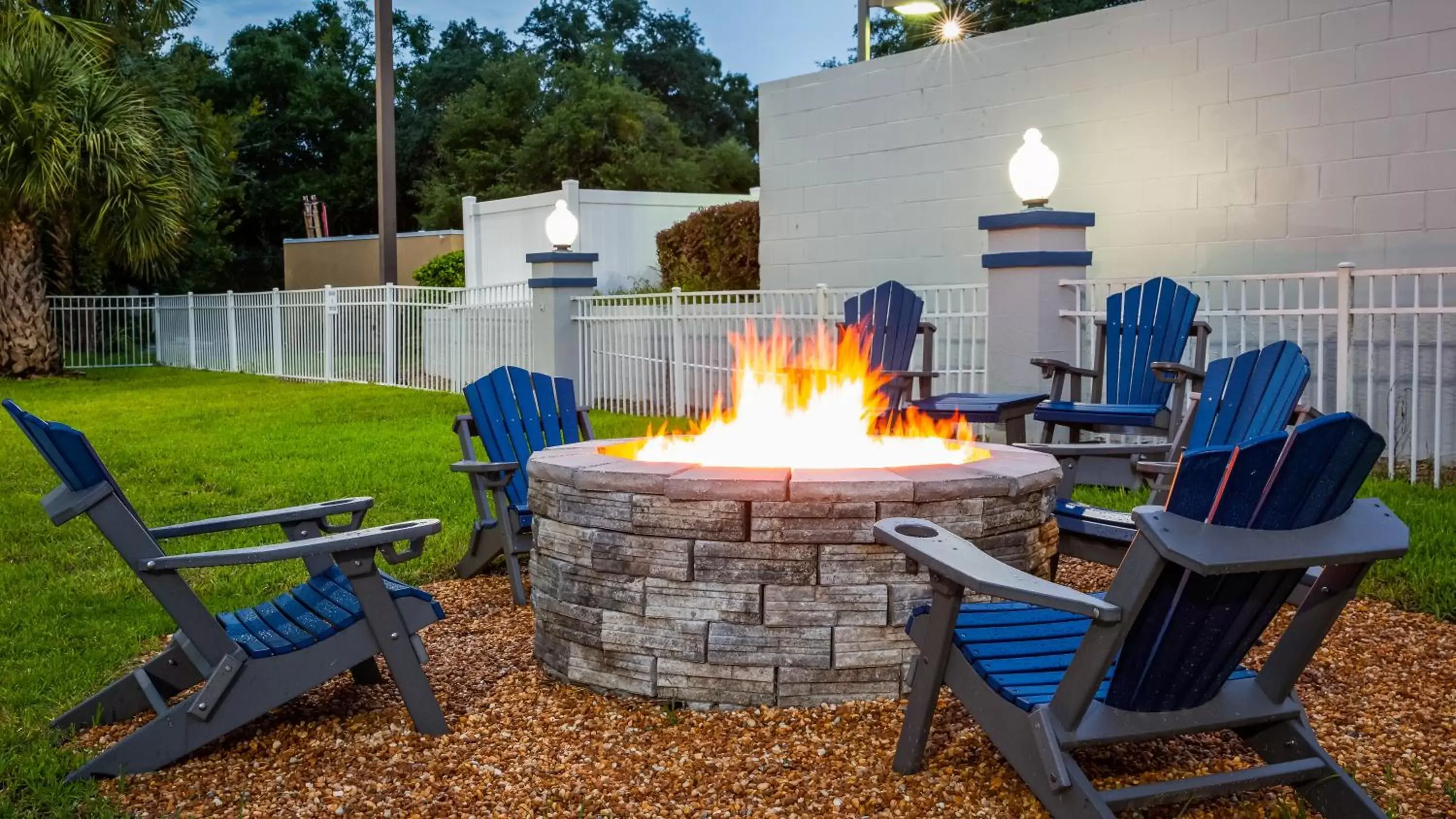 Patio in Best Western Ocala Park Centre