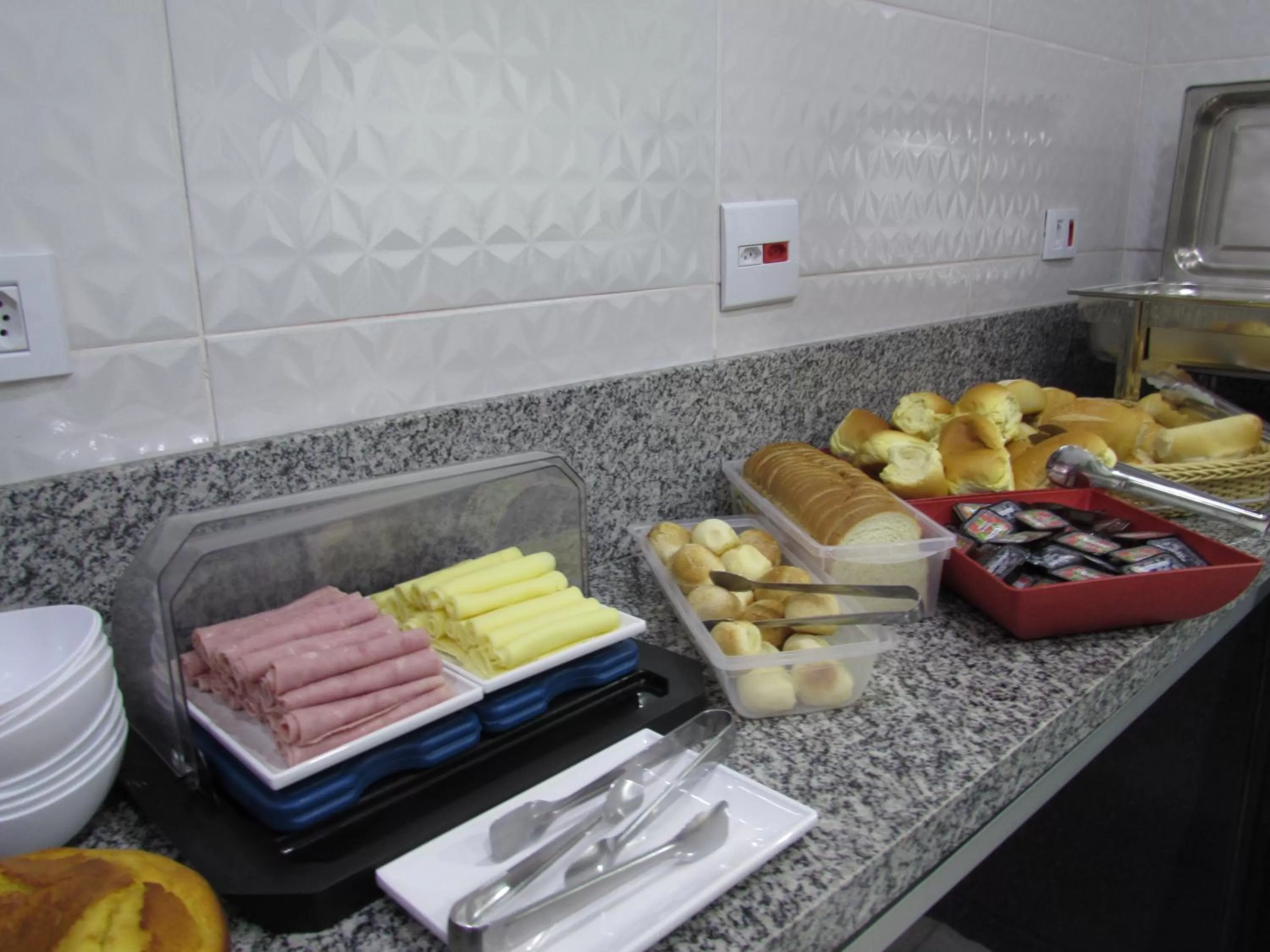 Hotel Minho -Próximo a 25 de Março Brás Bom Retiro e Hospital Pérola Byington