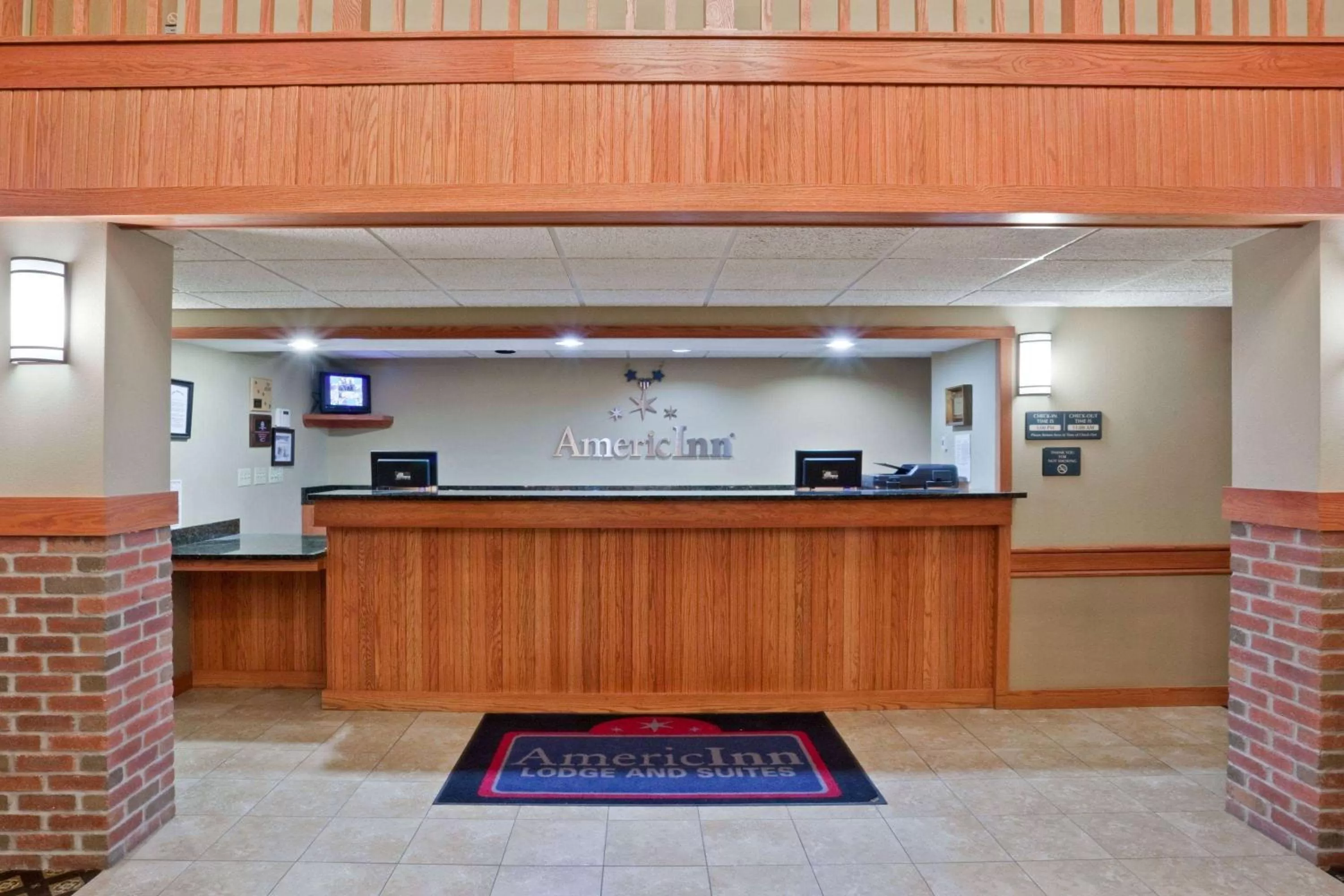 Lobby or reception in AmericInn by Wyndham Fort Pierre Conference Center