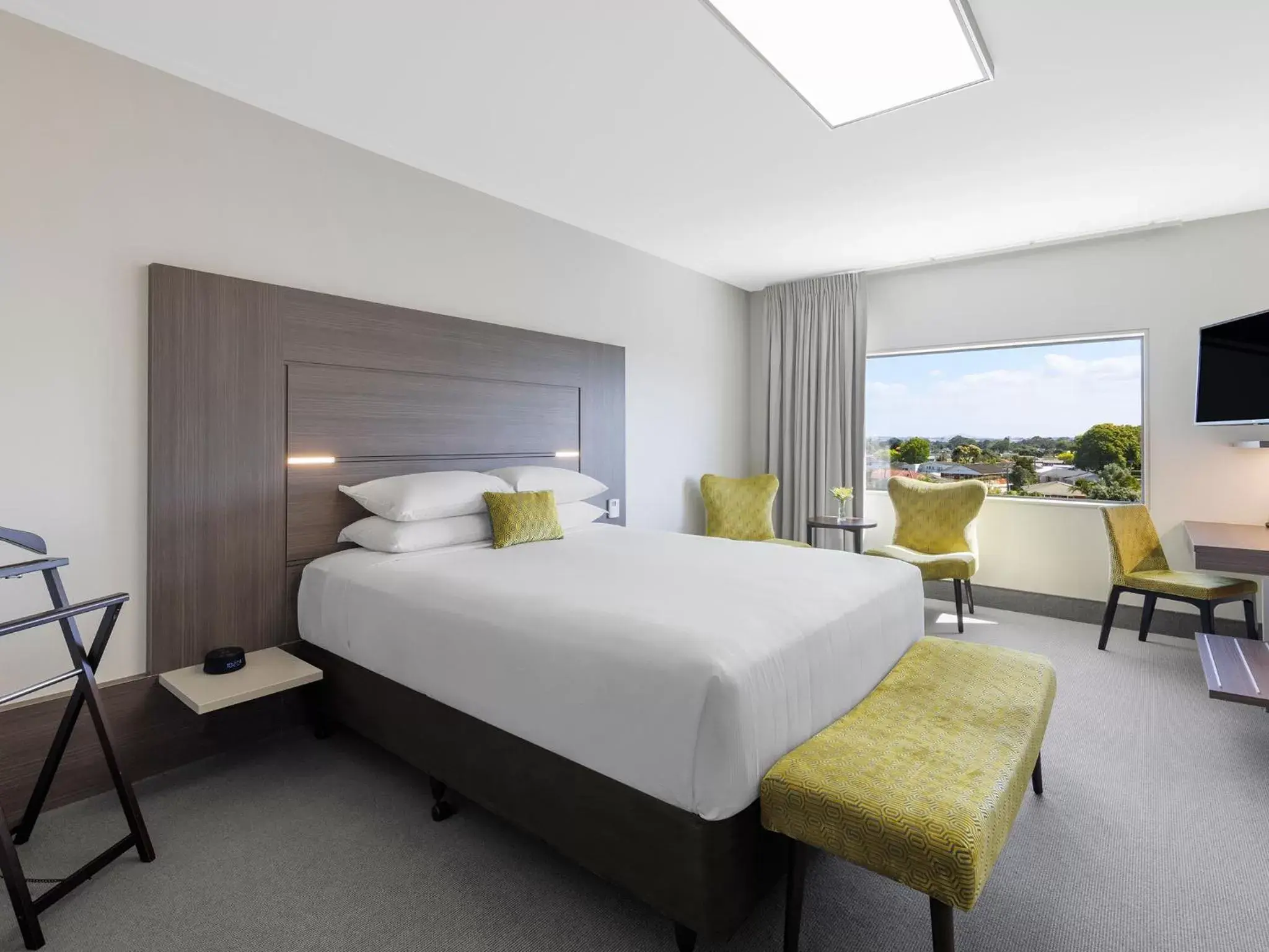 JetPark Auckland Airport Hotel