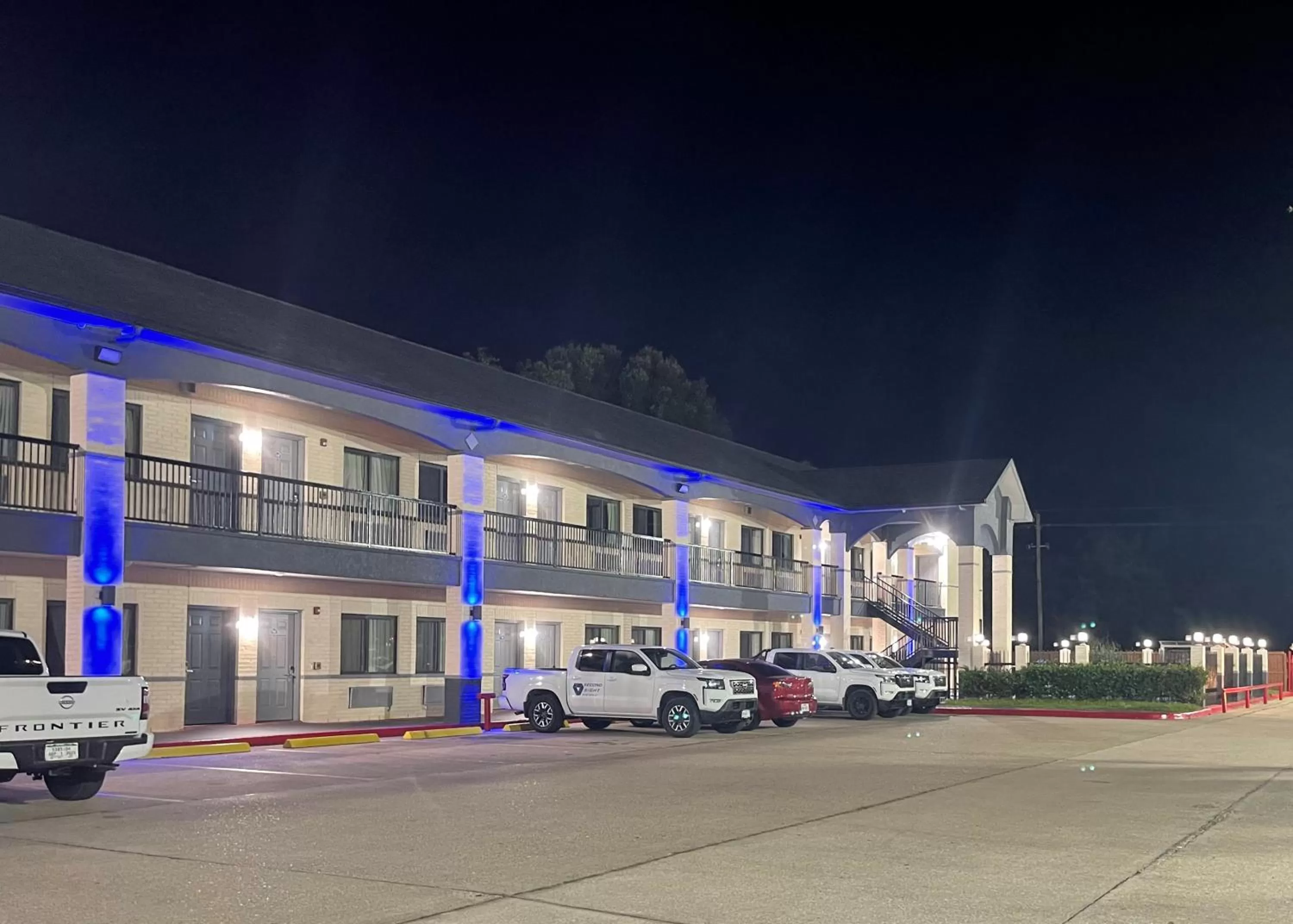 Property building in Days Inn by Wyndham Dickinson TX