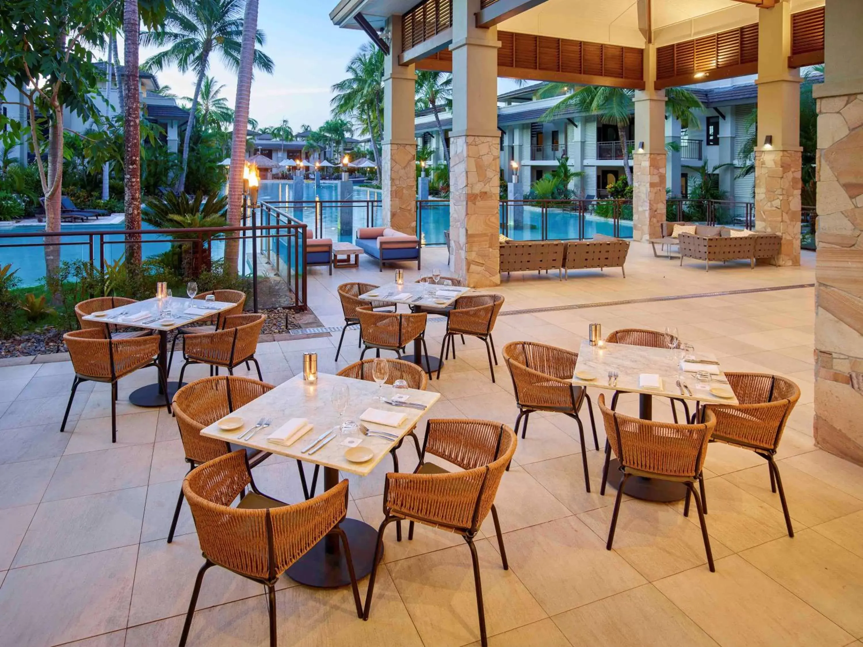 Restaurant/Places to Eat in Pullman Port Douglas Sea Temple Resort and Spa