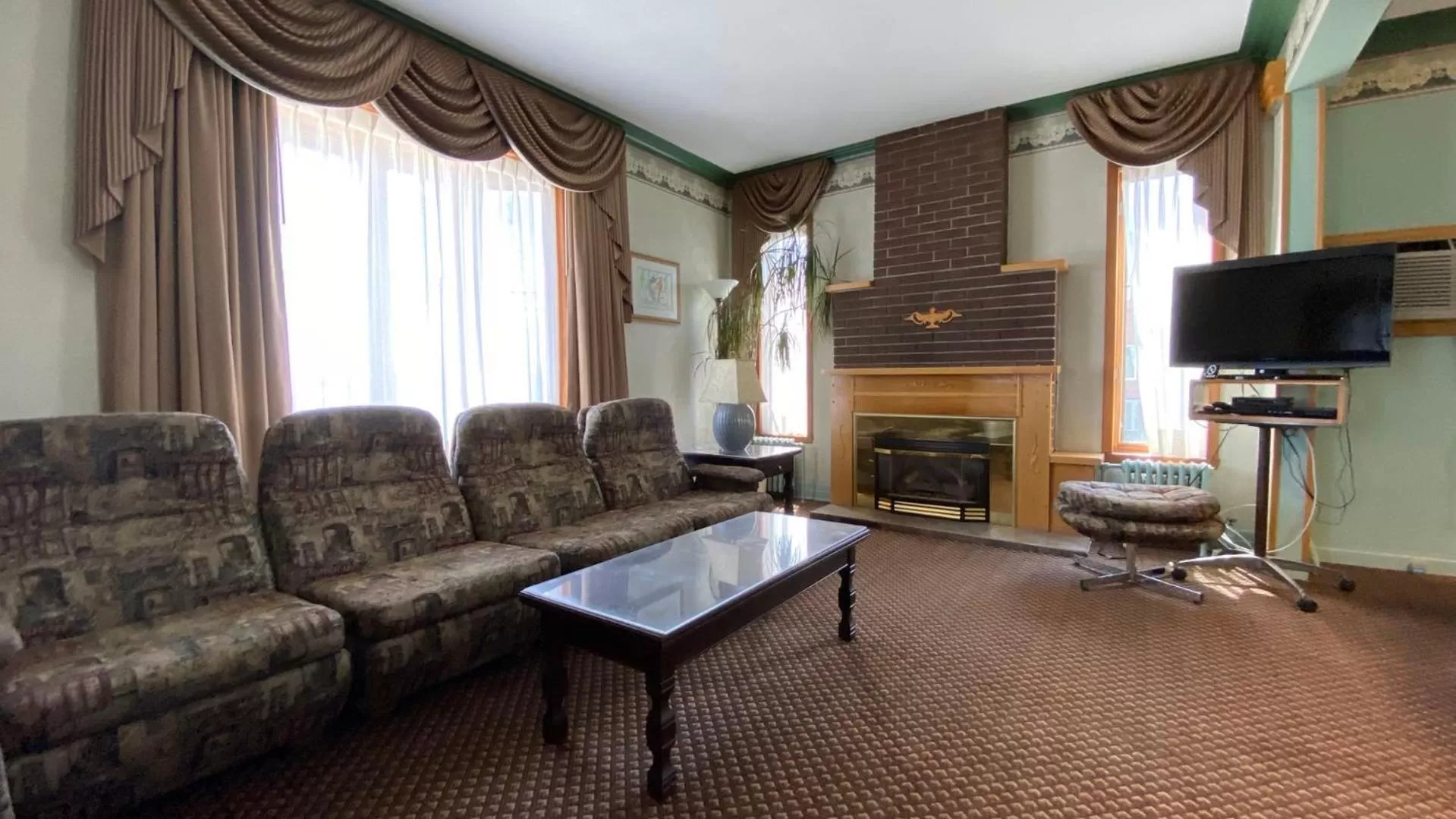 Seating Area in Auberge Harris