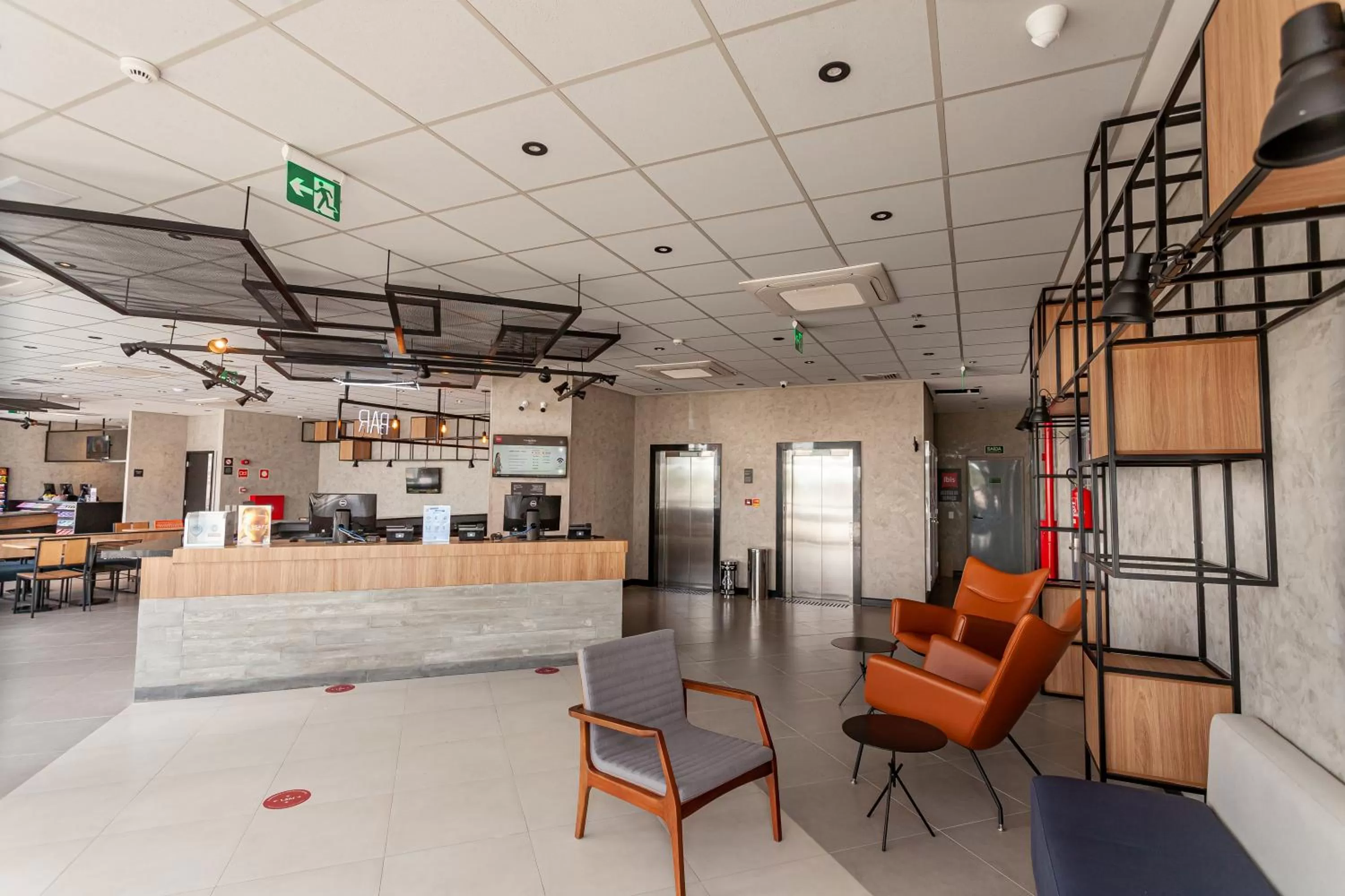 Lobby or reception in ibis Caucaia Porto do Pecem