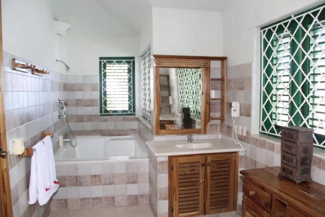 Bathroom in Hotel Villas Las Palmas al Mar