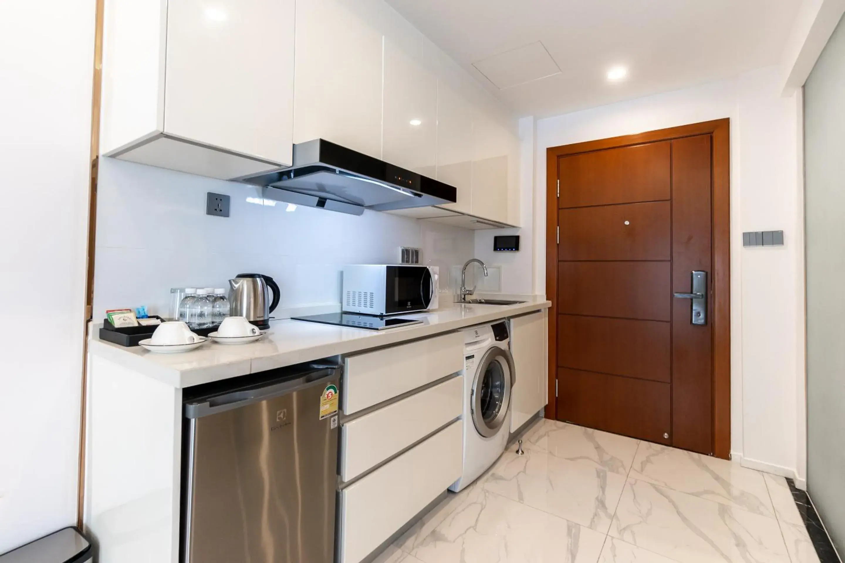 Kitchen or kitchenette, Kitchen/Kitchenette in One Park Hotel and Service Apartment