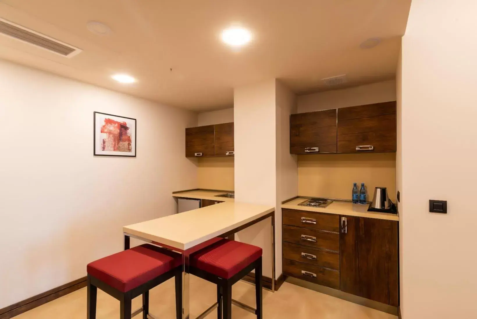 Kitchen or kitchenette, Kitchen/Kitchenette in Ramada Hotel & Suites by Wyndham Yerevan