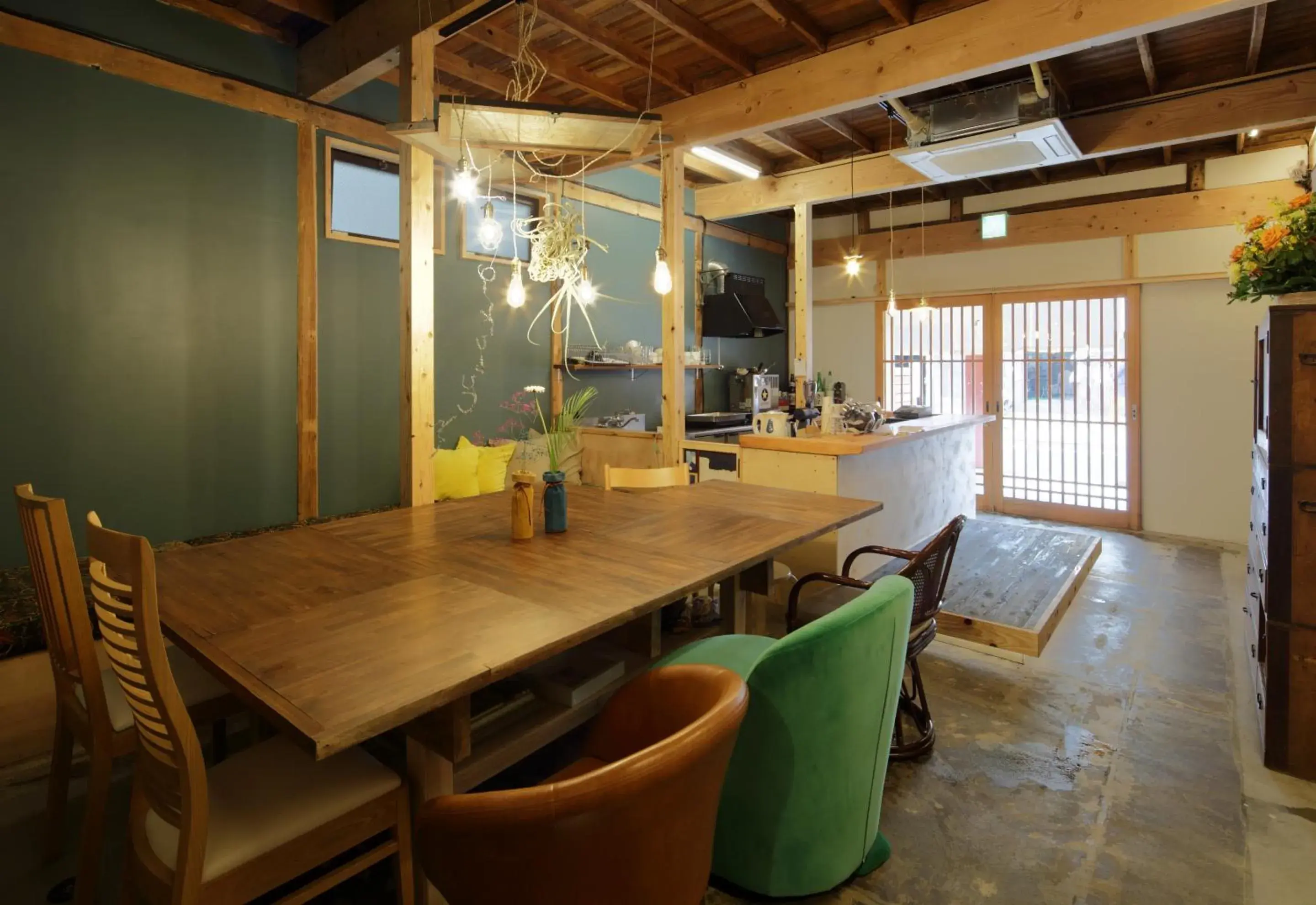 Communal lounge/ TV room, Restaurant/Places to Eat in Fukuoka Guesthouse HIVE
