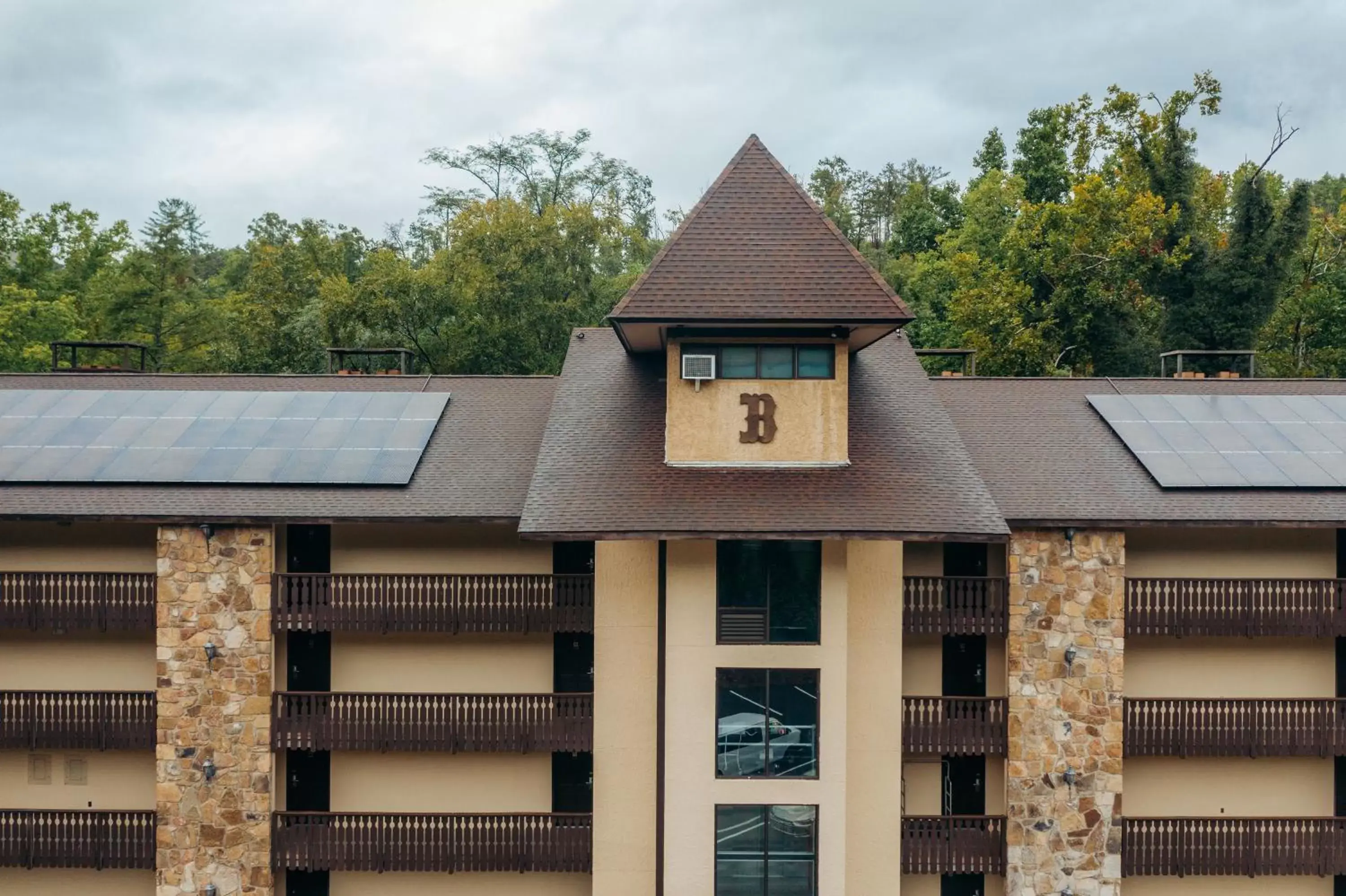 Facade/entrance, Property Building in Brookside Lodge