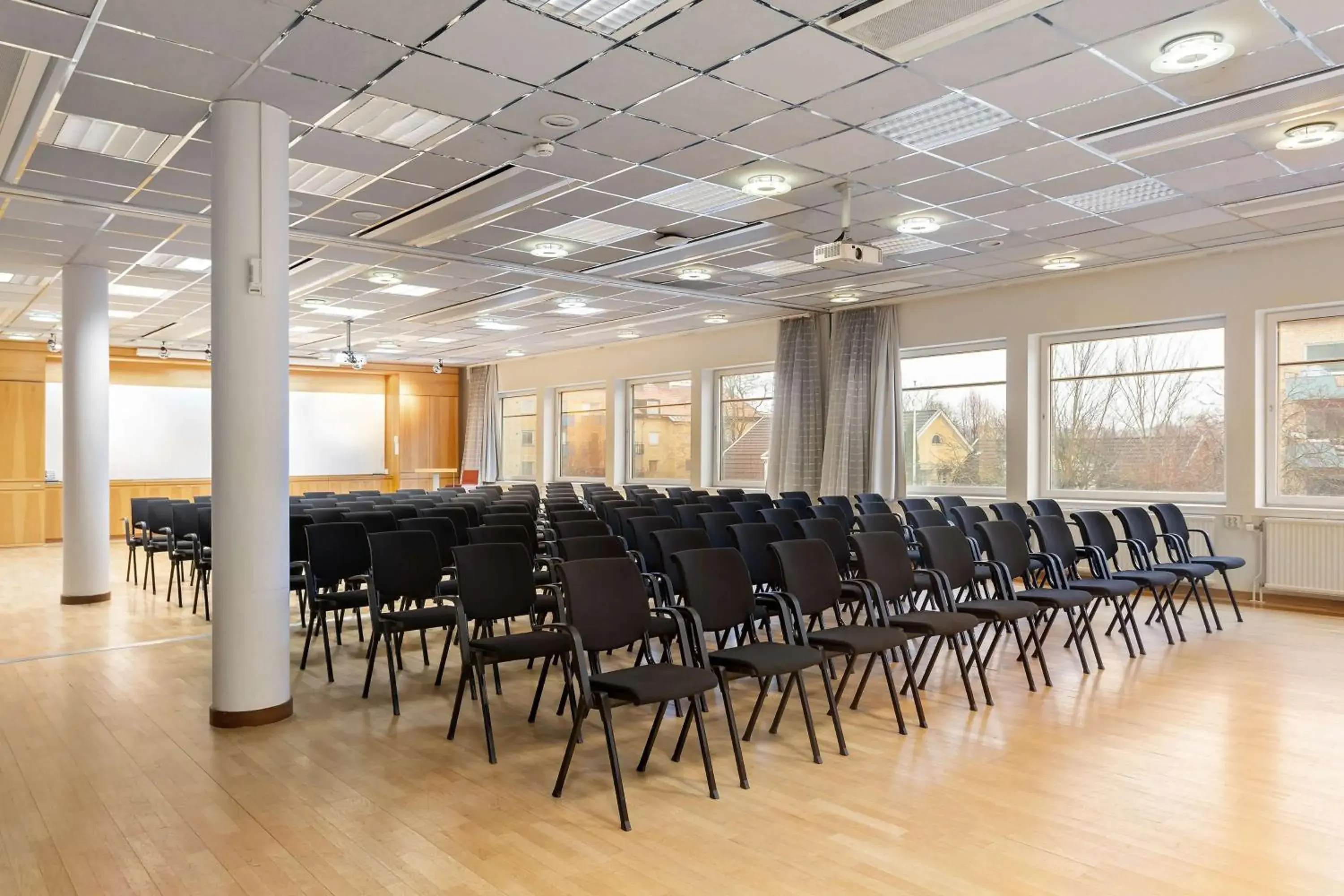 Meeting/conference room in Scandic Skogshöjd