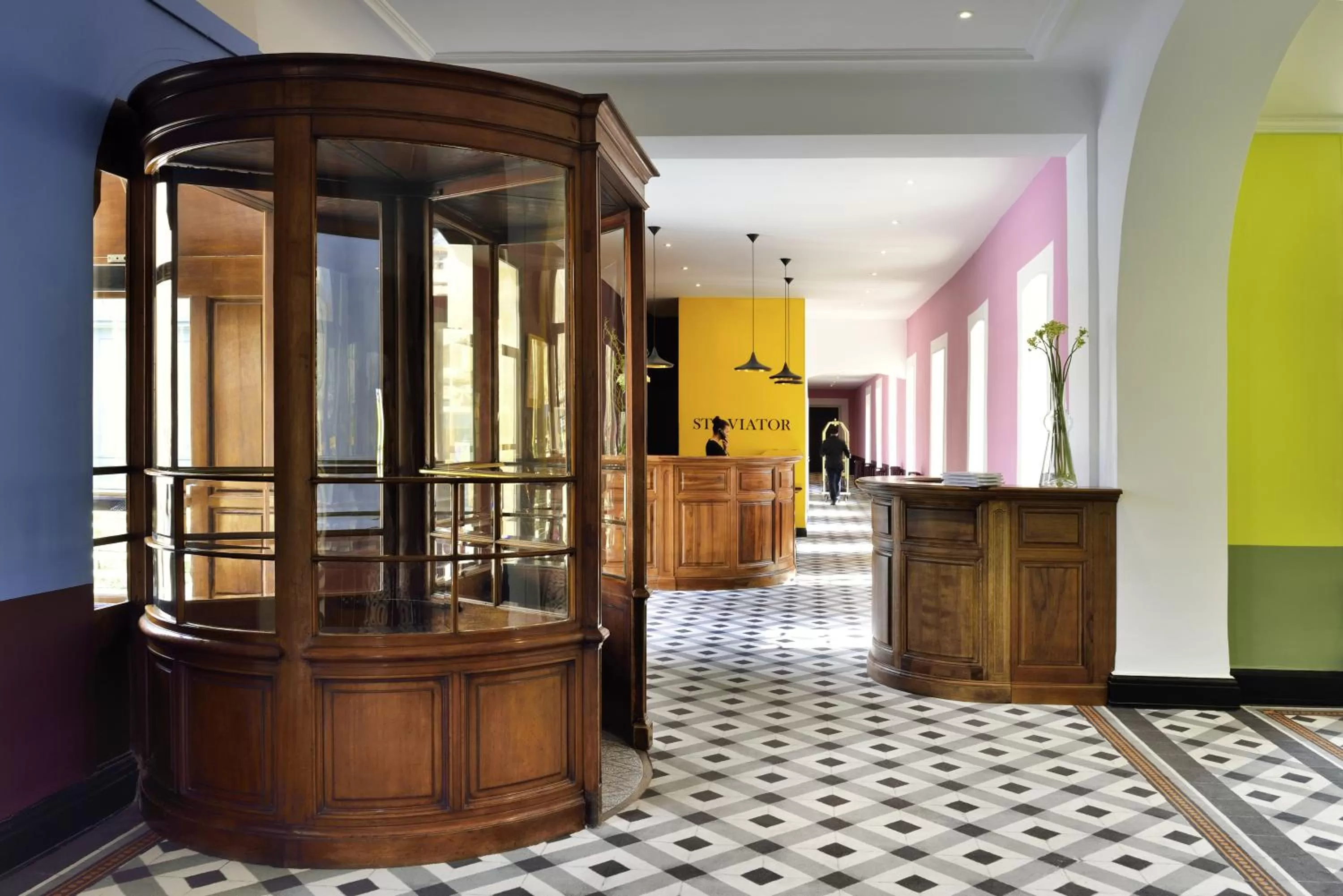 Lobby or reception in Hôtel & Spa Jules César Arles - MGallery Hotel Collection