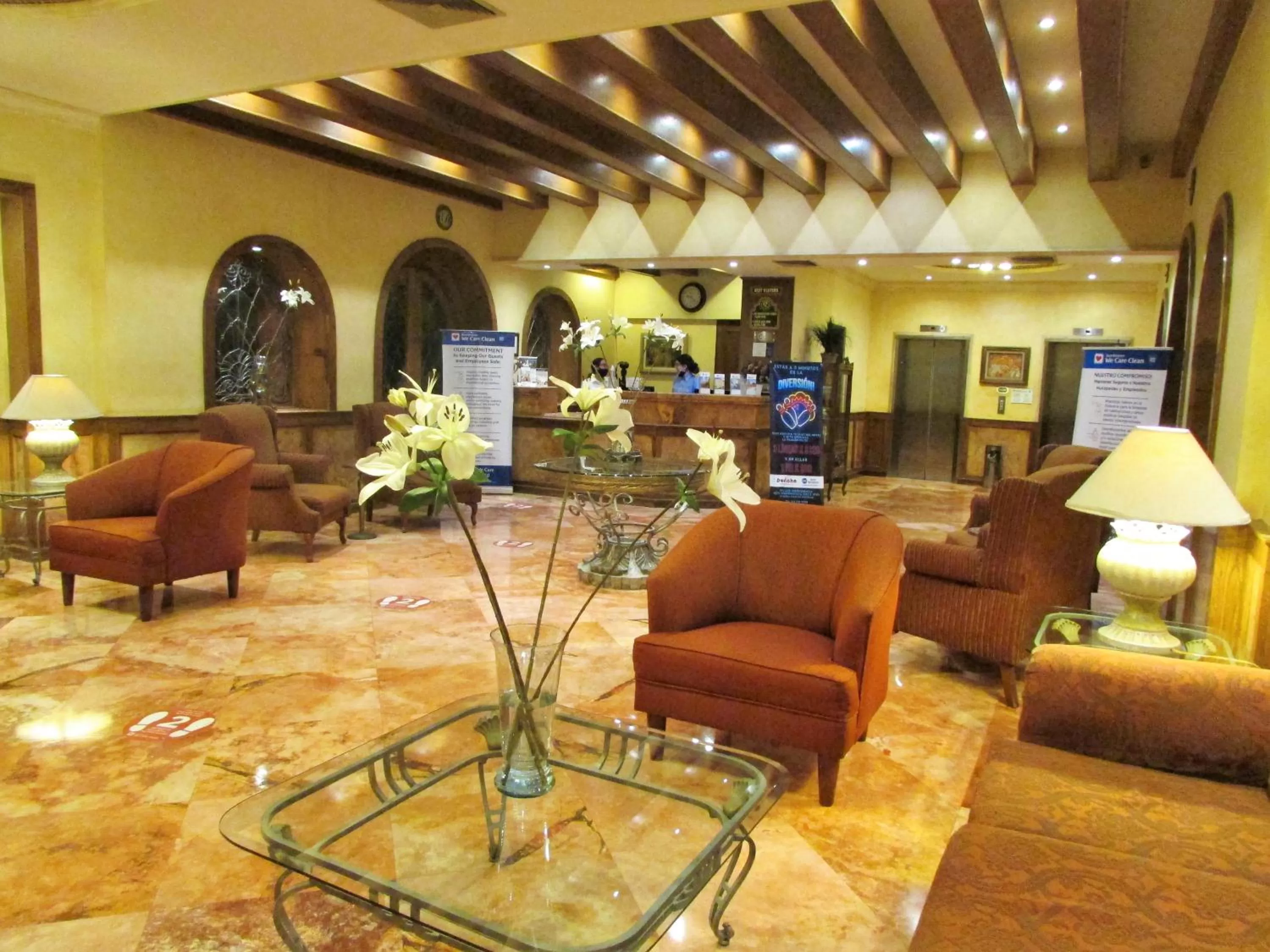 Lobby or reception in Best Western Hotel Posada Del Rio Express