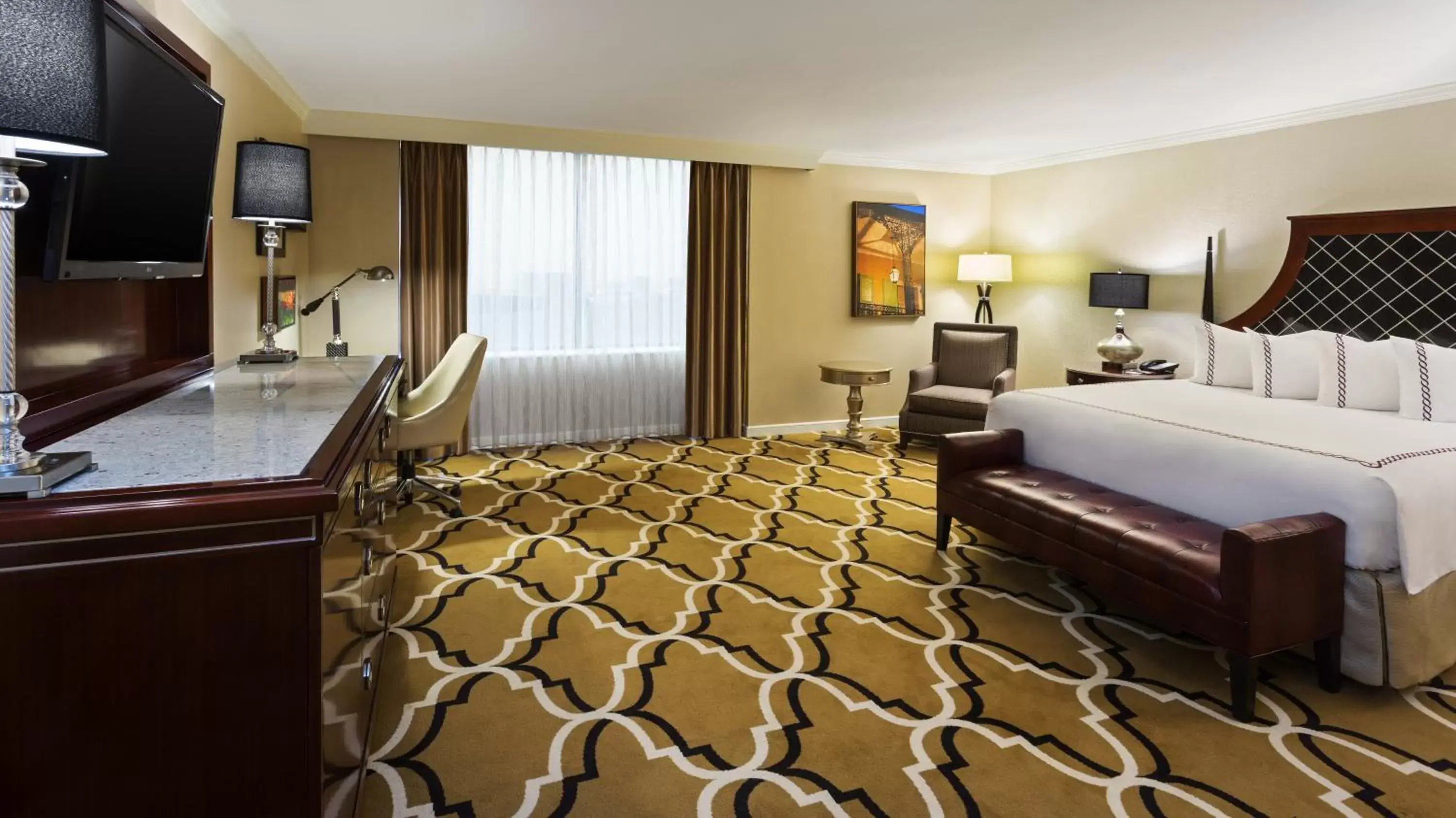 Photo of the whole room in InterContinental New Orleans, an IHG Hotel