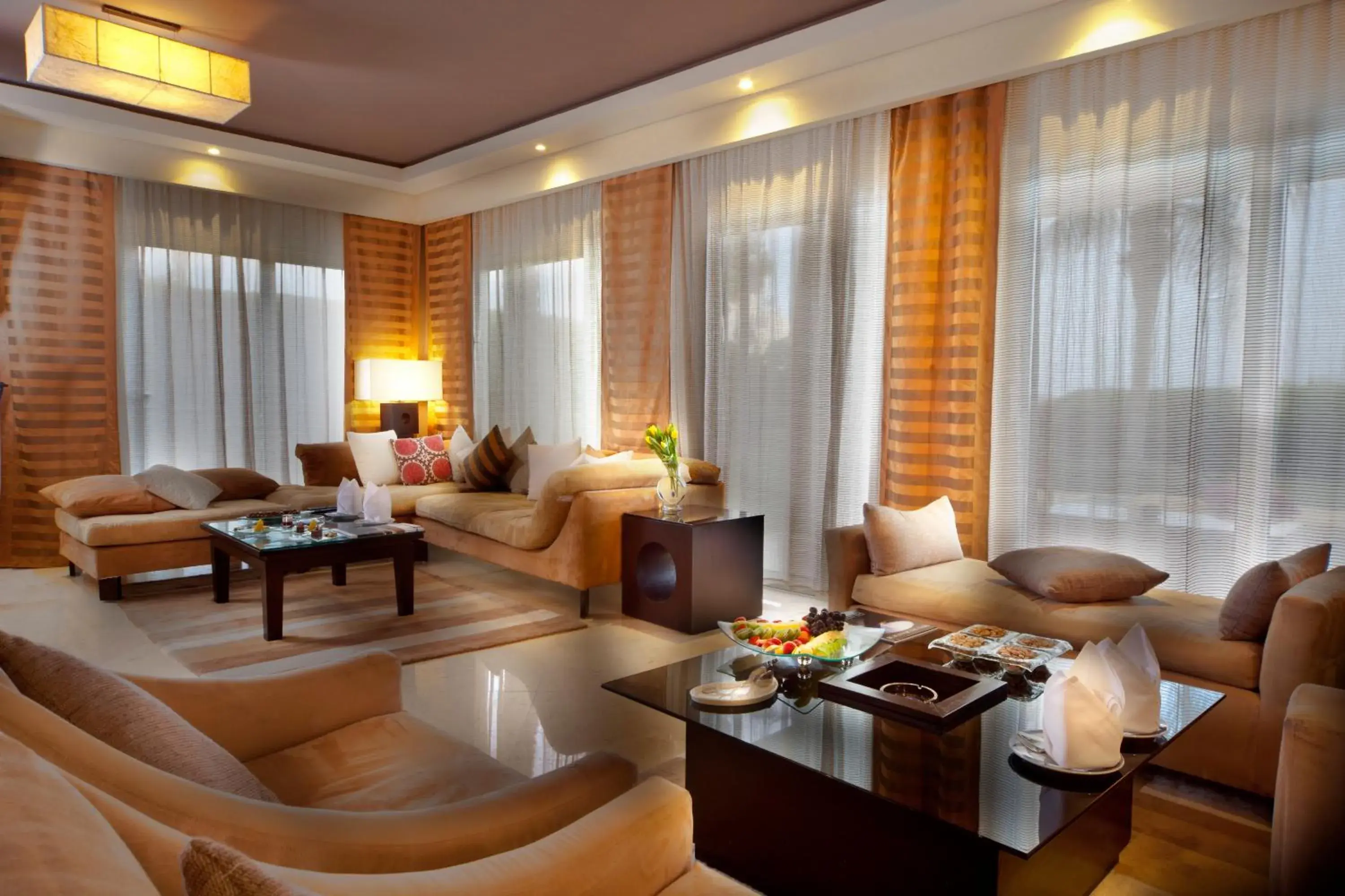 Living room, Seating Area in Grand Rotana Resort & Spa