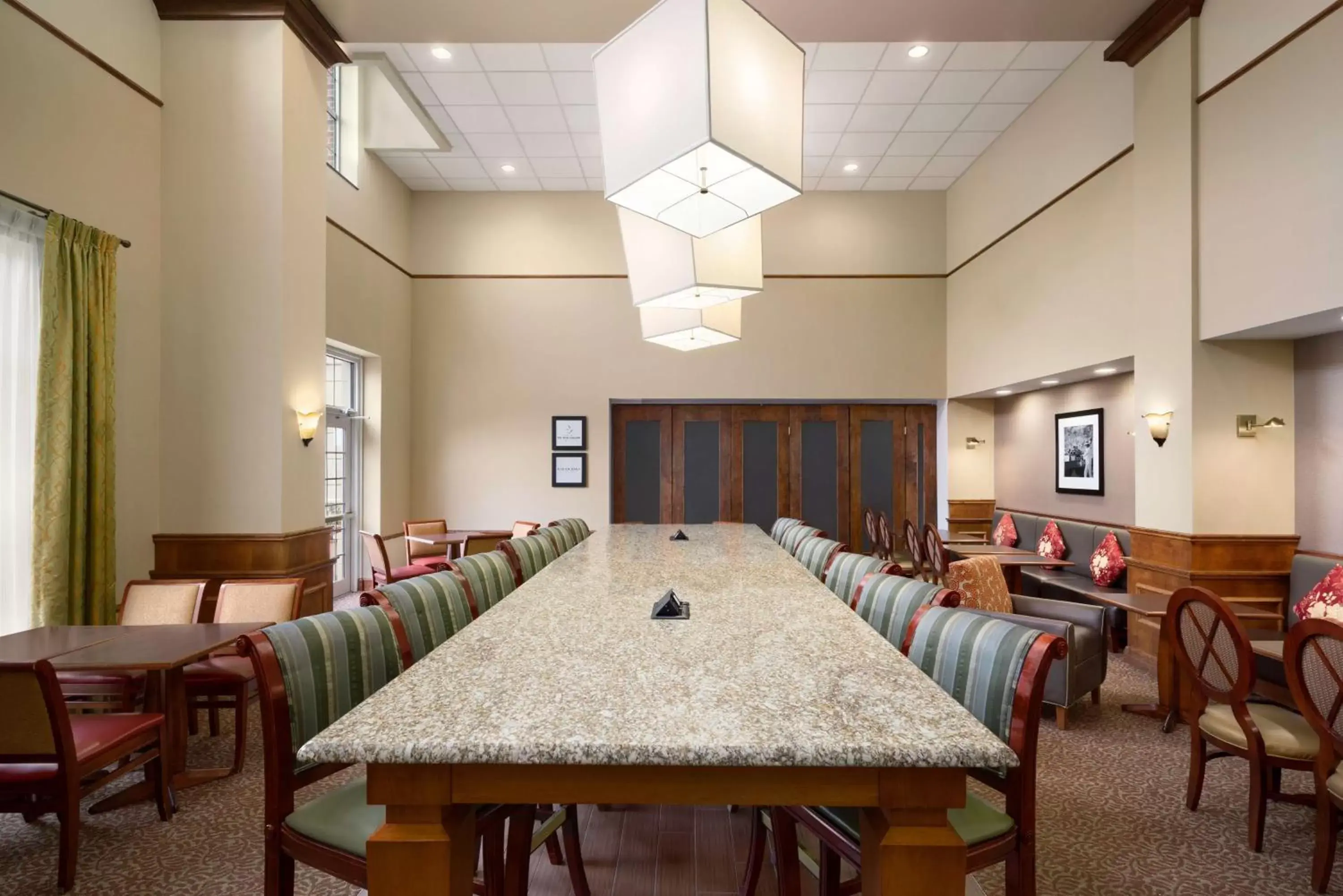 Lobby or reception in Hampton Inn & Suites Williamsburg-Central