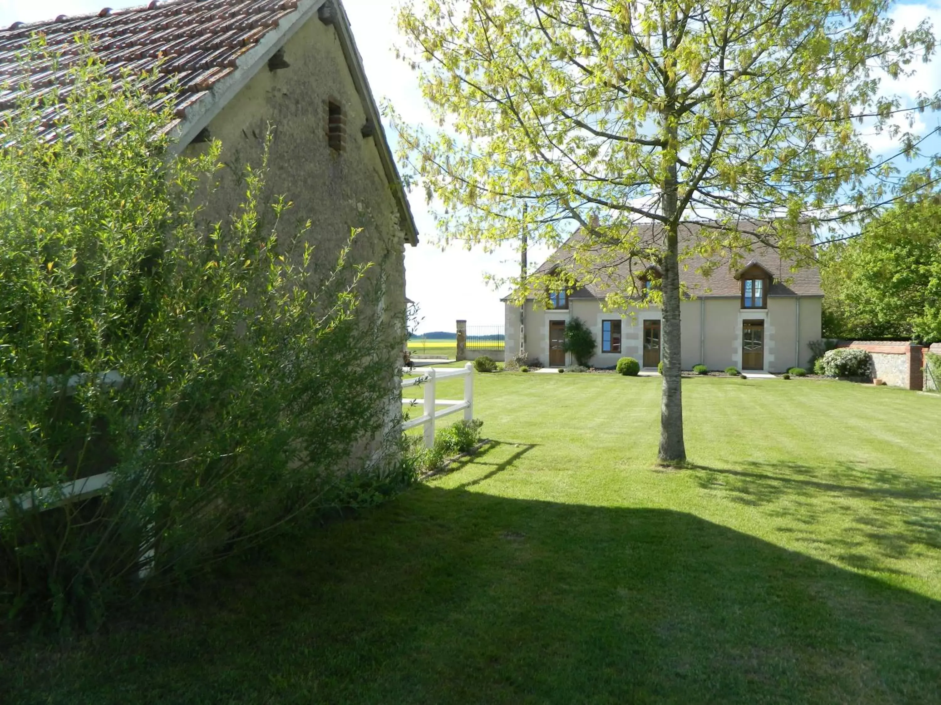 Garden view, Property Building in Le Bout Du Monde