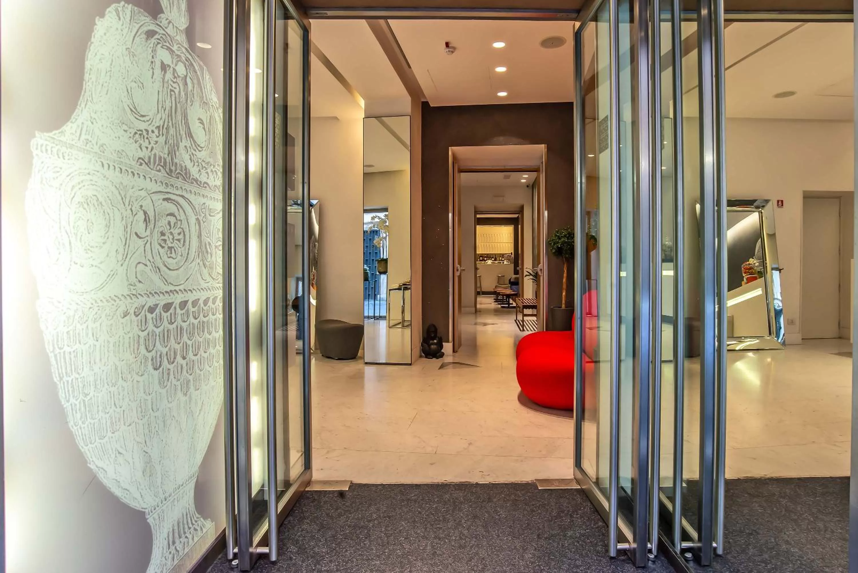 Lobby or reception in Hotel White