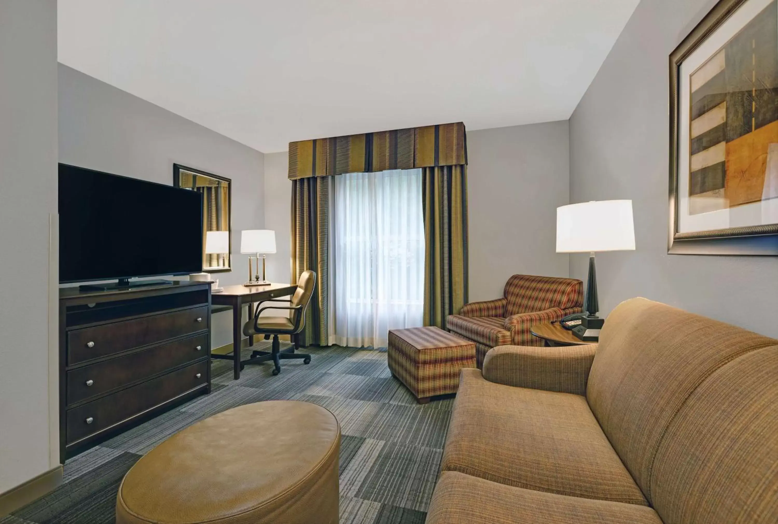 Bedroom, Seating Area in Hampton Inn & Suites Pigeon Forge On The Parkway