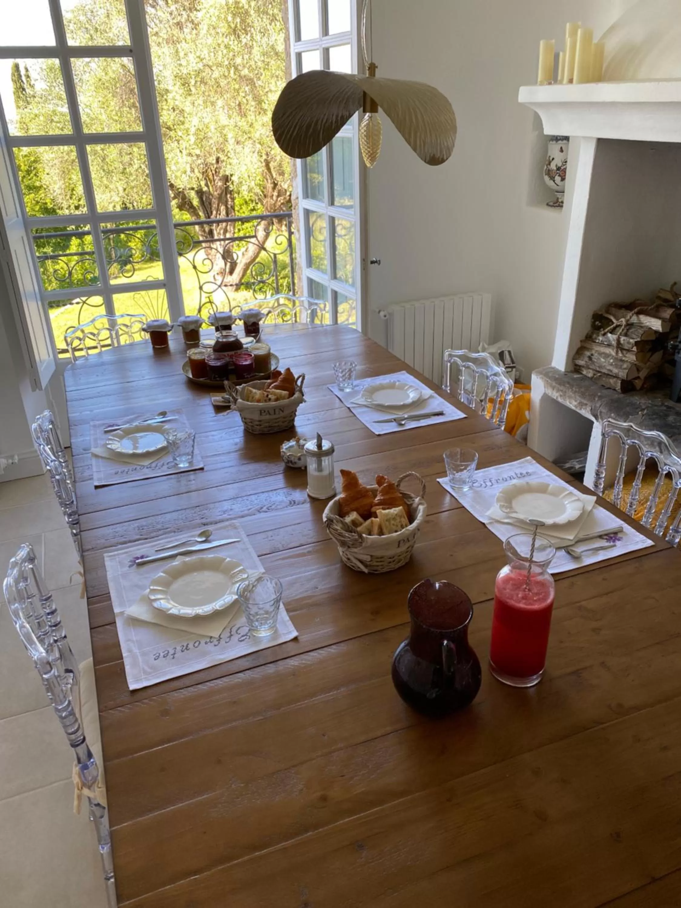 Breakfast, Restaurant/Places to Eat in L'Effrontée