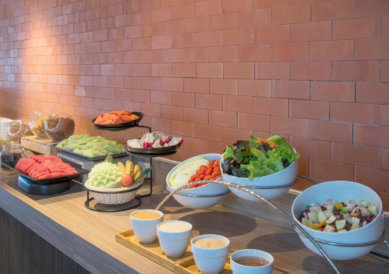 Restaurant/places to eat in Travelodge Pattaya