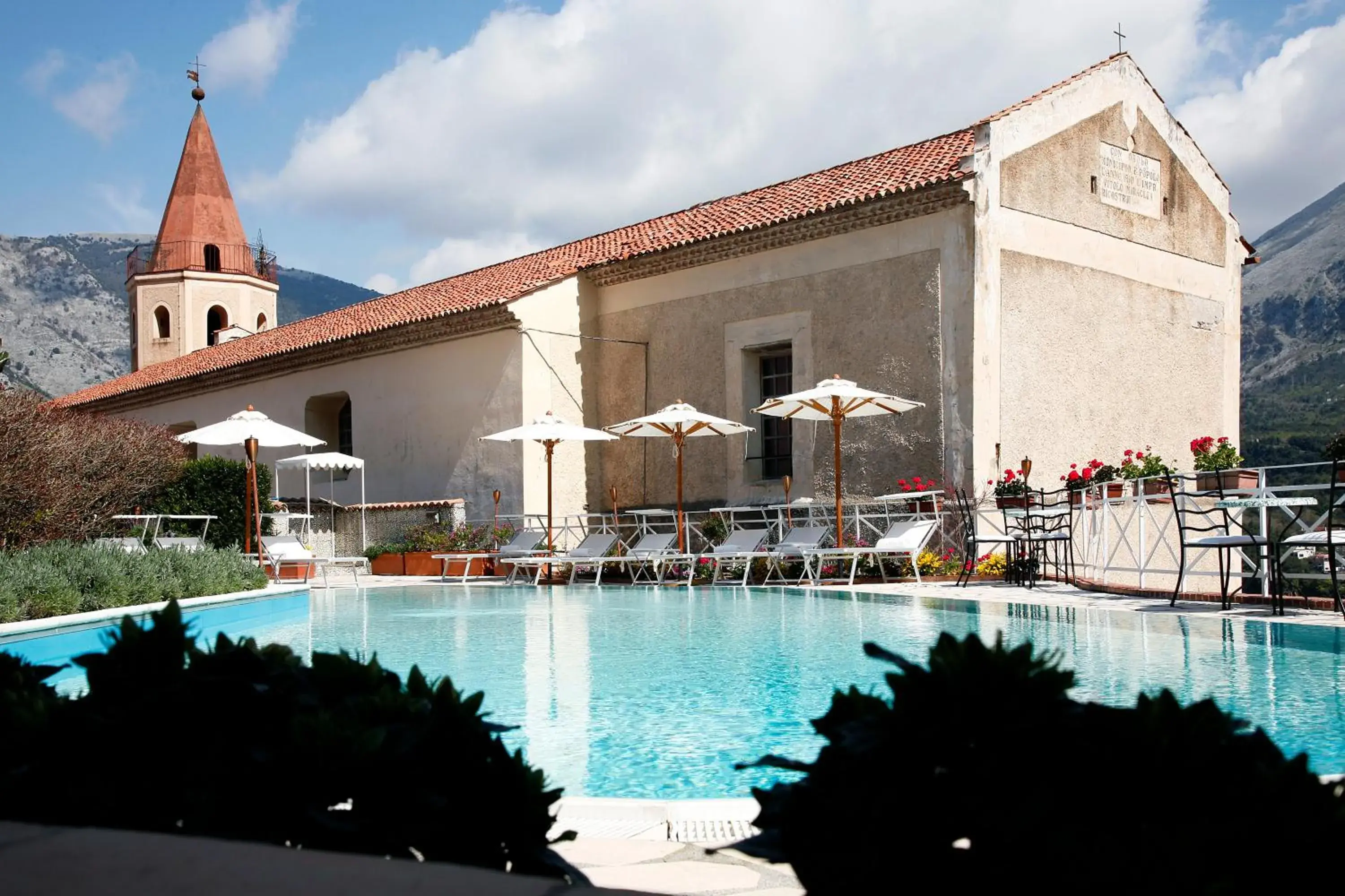 Facade/entrance, Property Building in La Locanda Delle Donne Monache