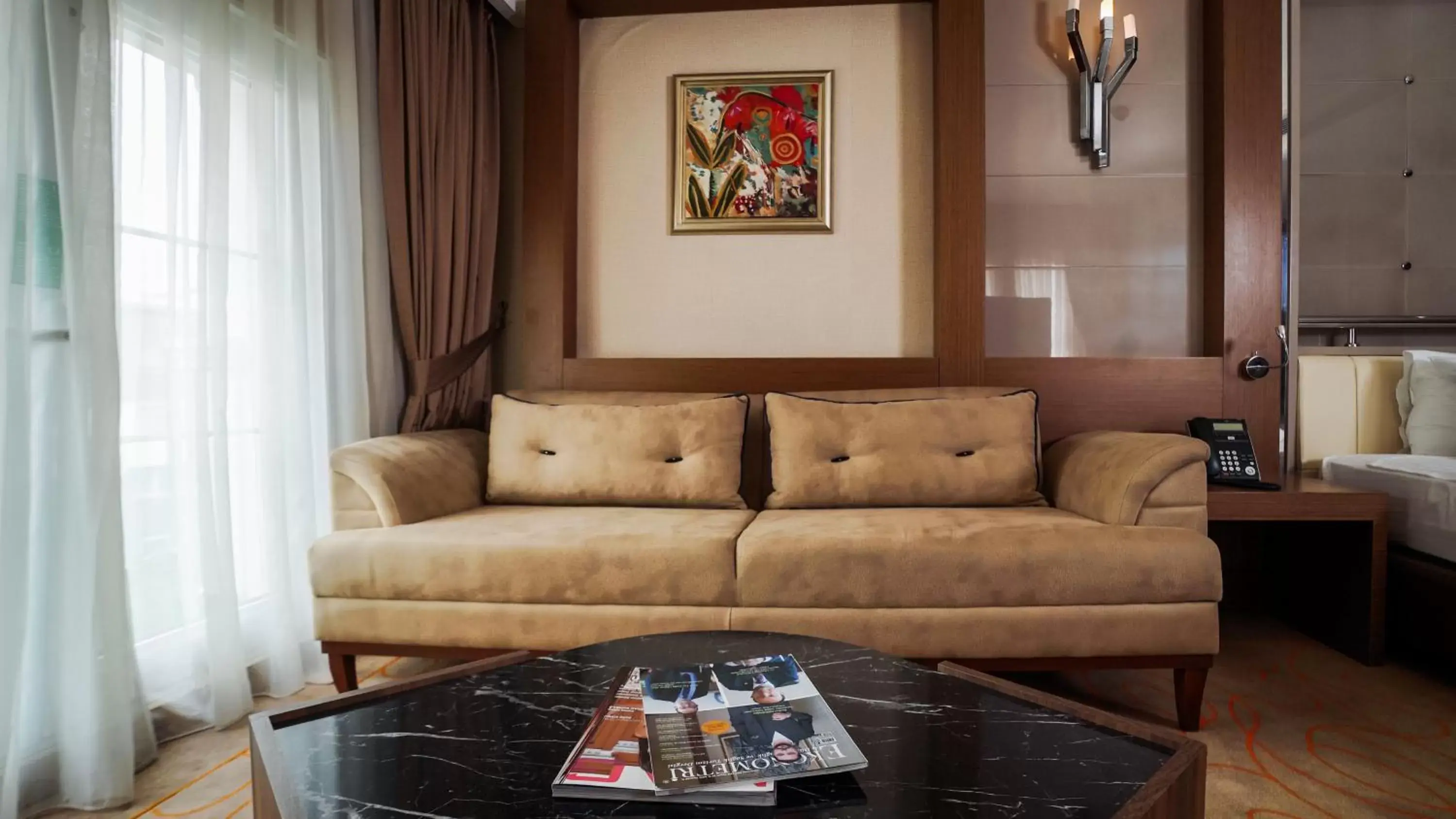 Living room, Seating Area in Holiday Inn Ankara-Kavaklidere, an IHG Hotel