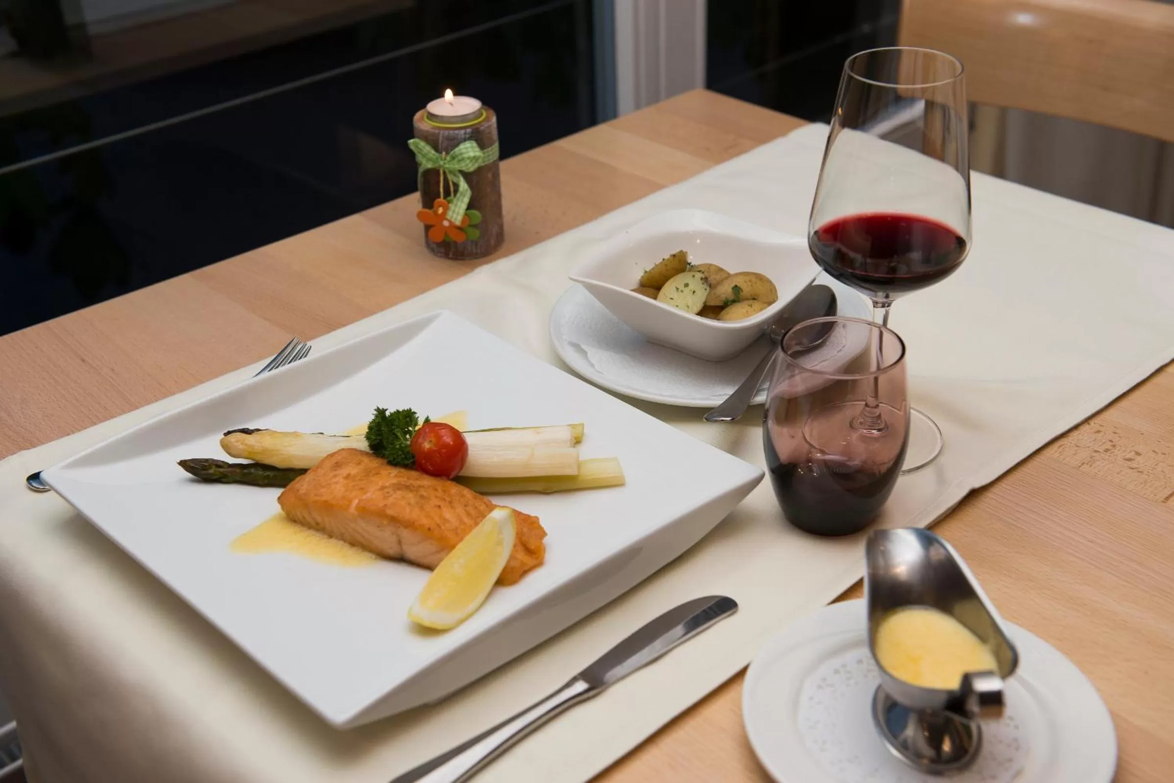 Food and drinks in Hotel zum Hirschen