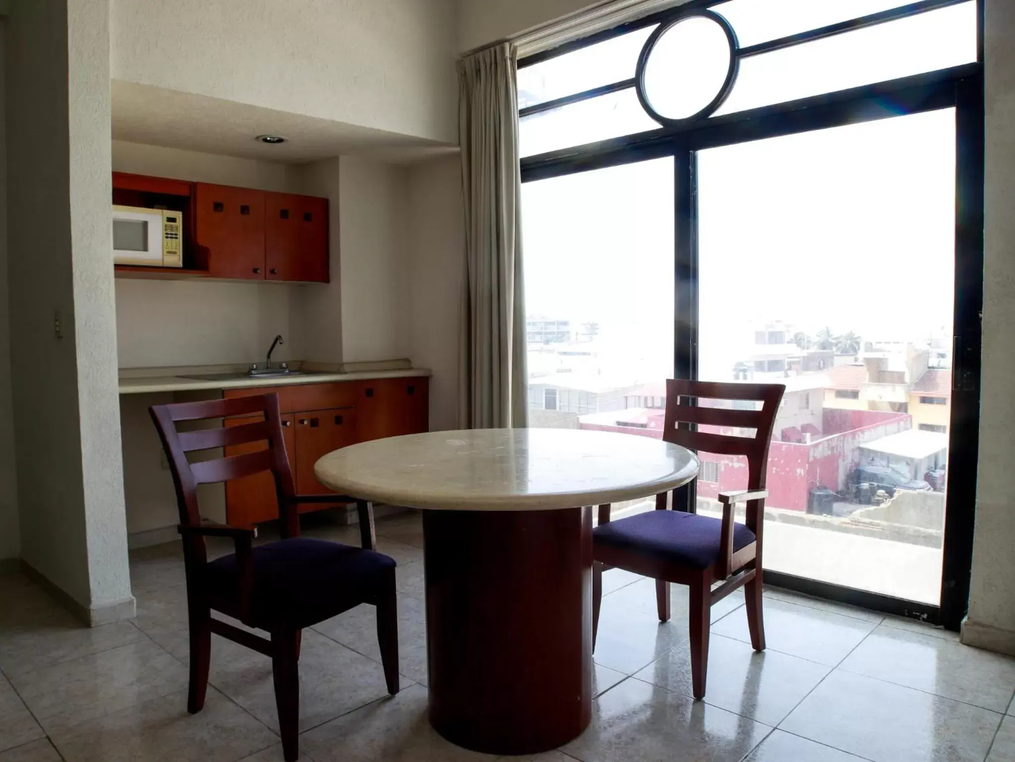 Dining Area in Casabella Art Boutique Hotel by Rotamundos