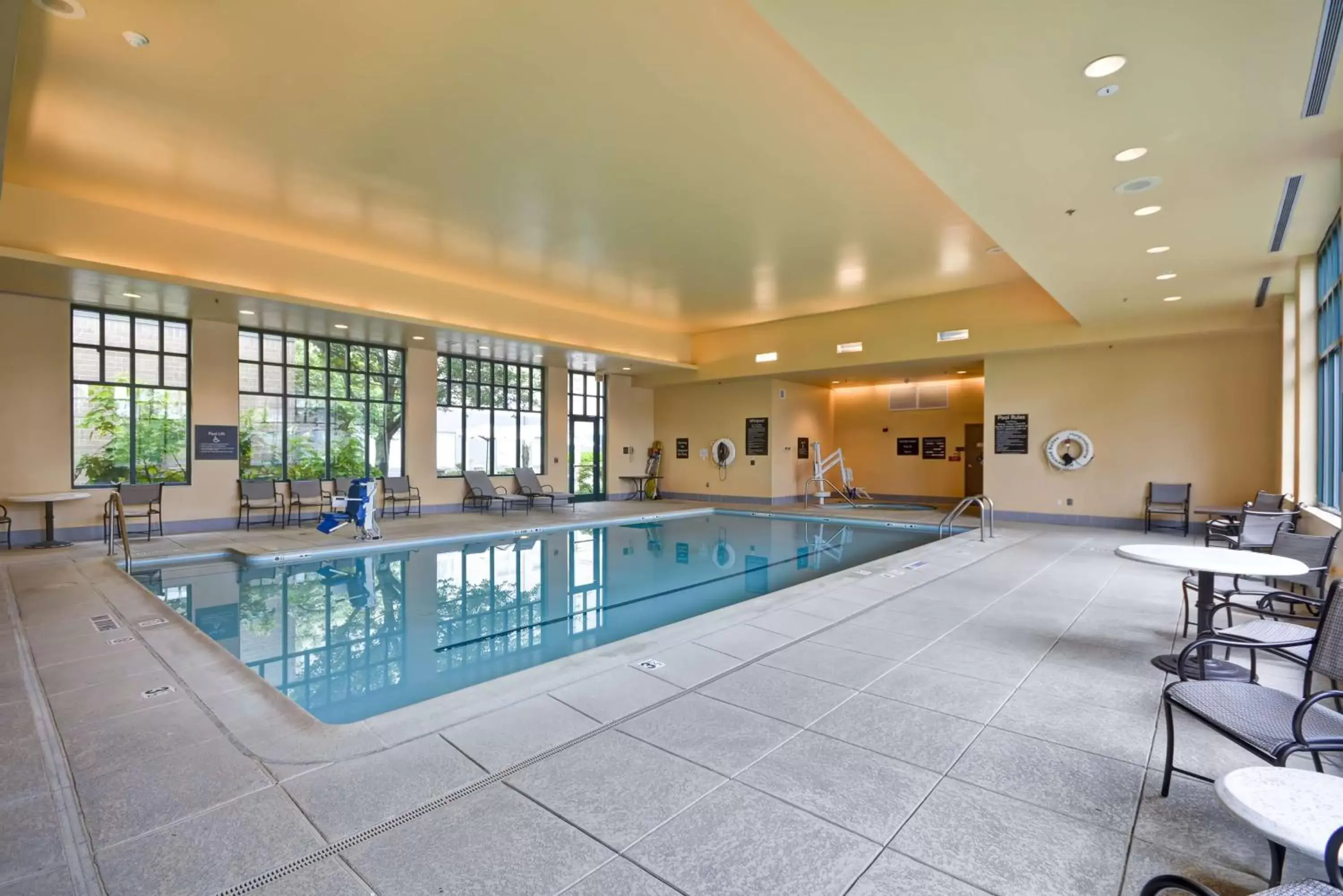 Swimming Pool in Homewood Suites Dulles-International Airport