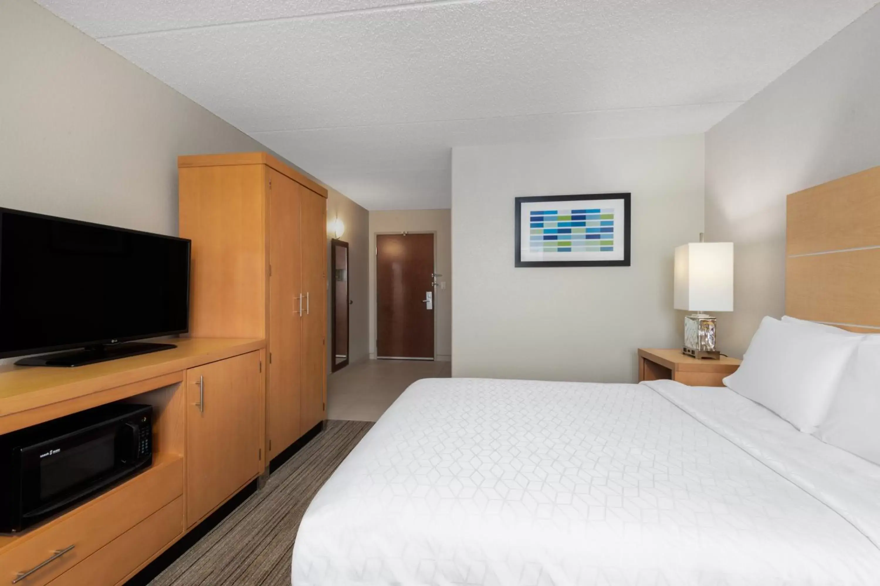 Photo of the whole room, Bed in Holiday Inn Express & Suites Wheat Ridge-Denver West, an IHG Hotel