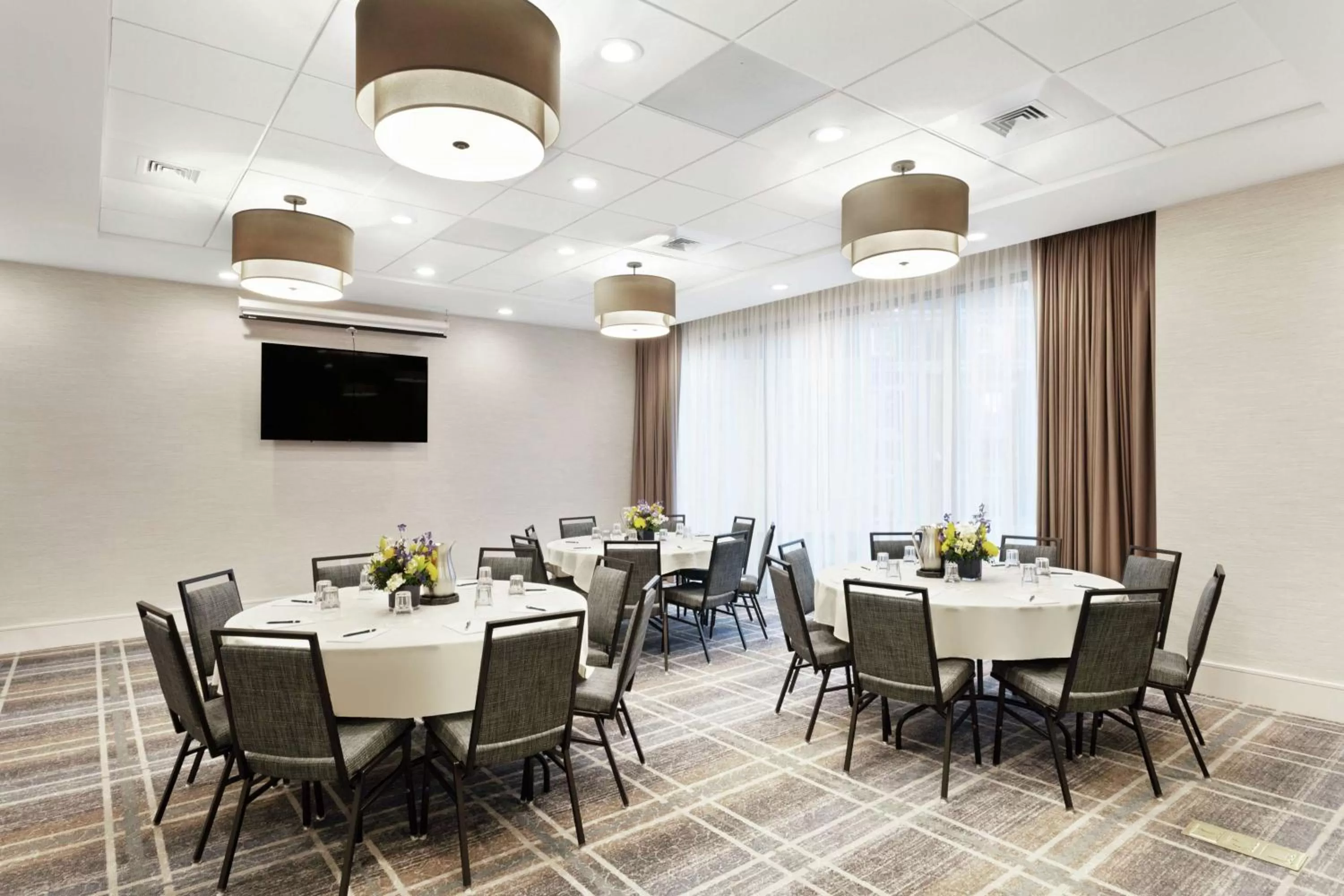 Meeting/conference room in Homewood Suites by Hilton Providence Downtown