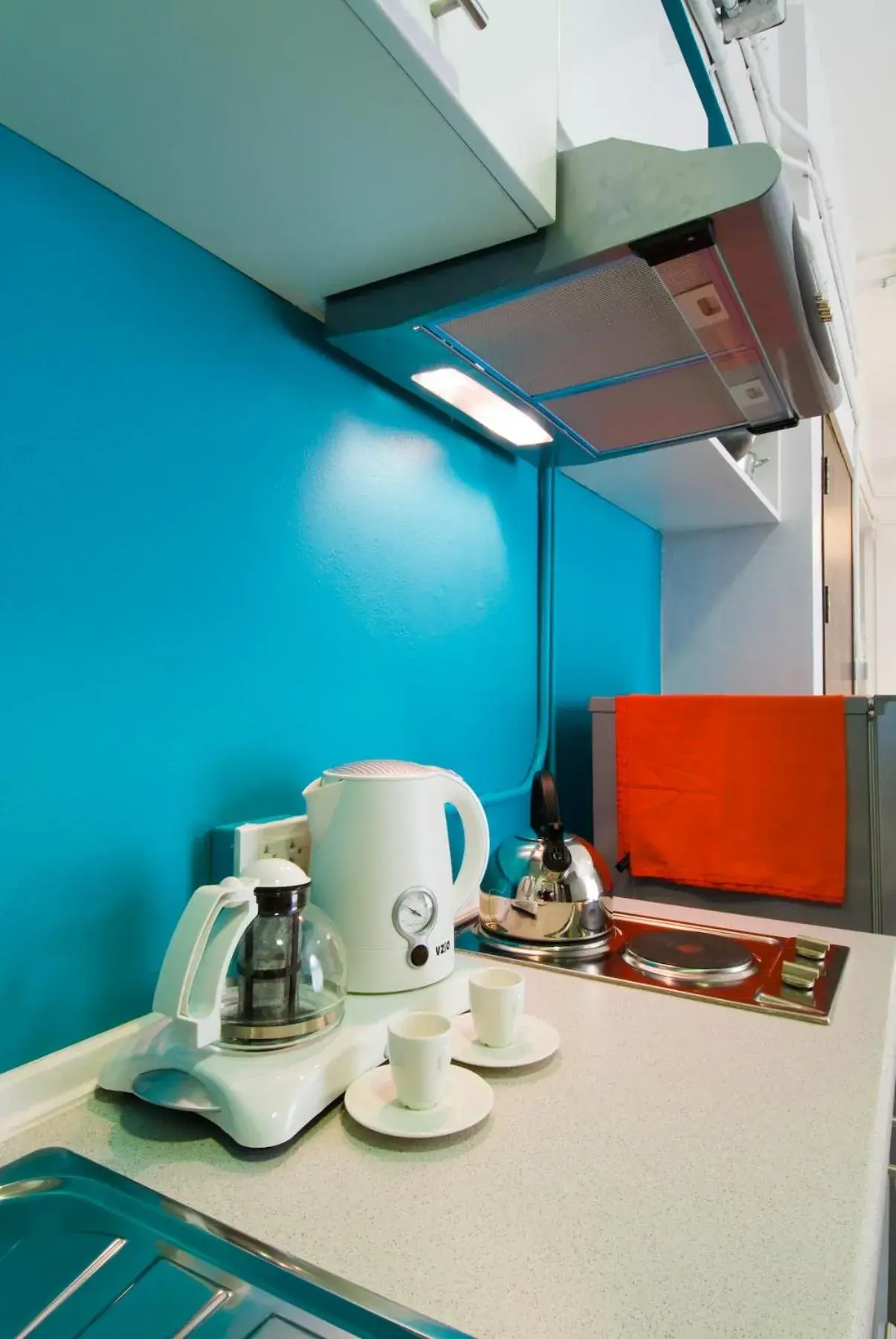 Coffee/tea facilities in T Series Place Serviced Apartment