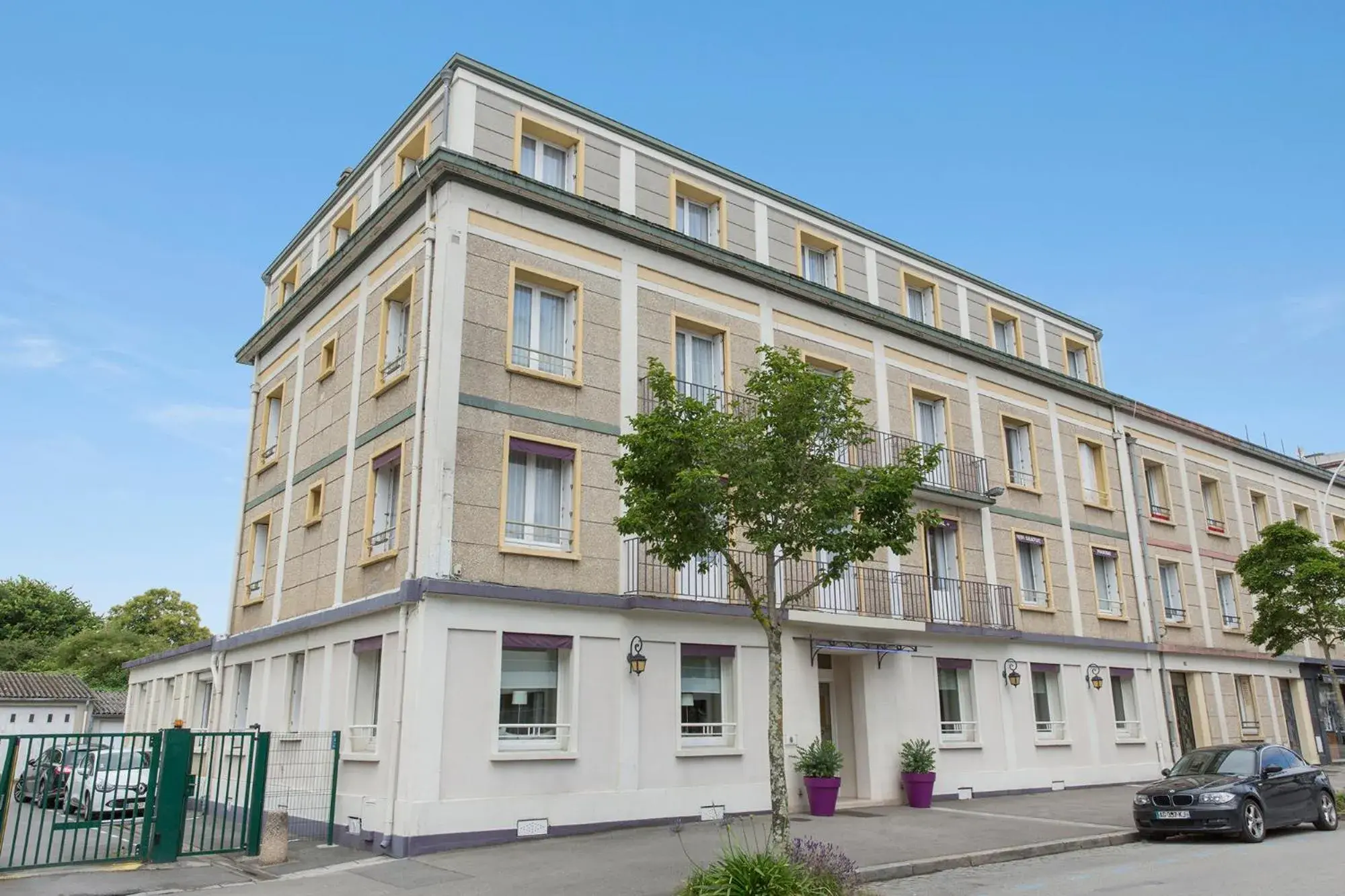Property Building in The Originals City, Hotel Cleria, Lorient (Inter-Hotel)