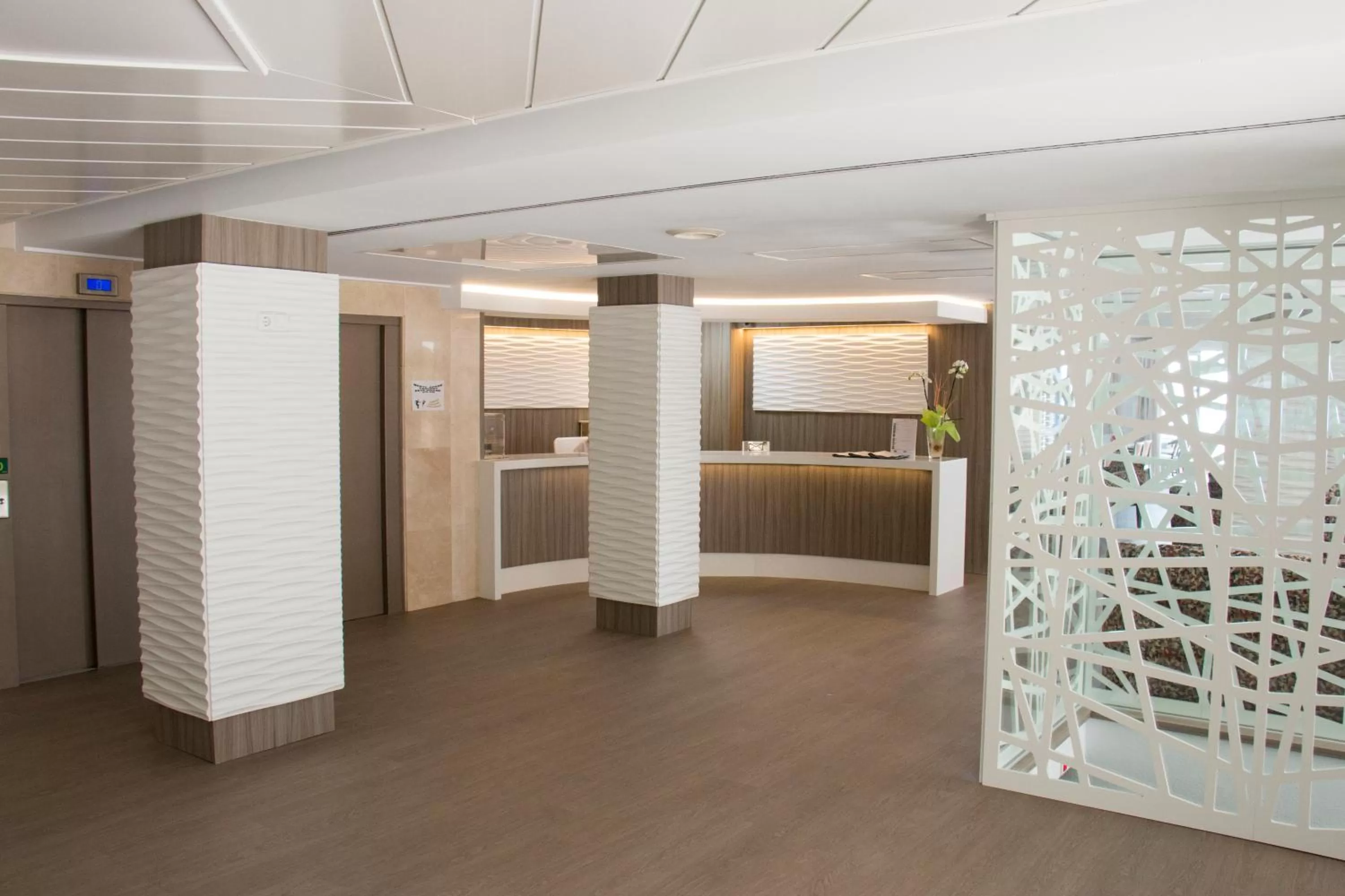 Lobby or reception in Hotel Voramar