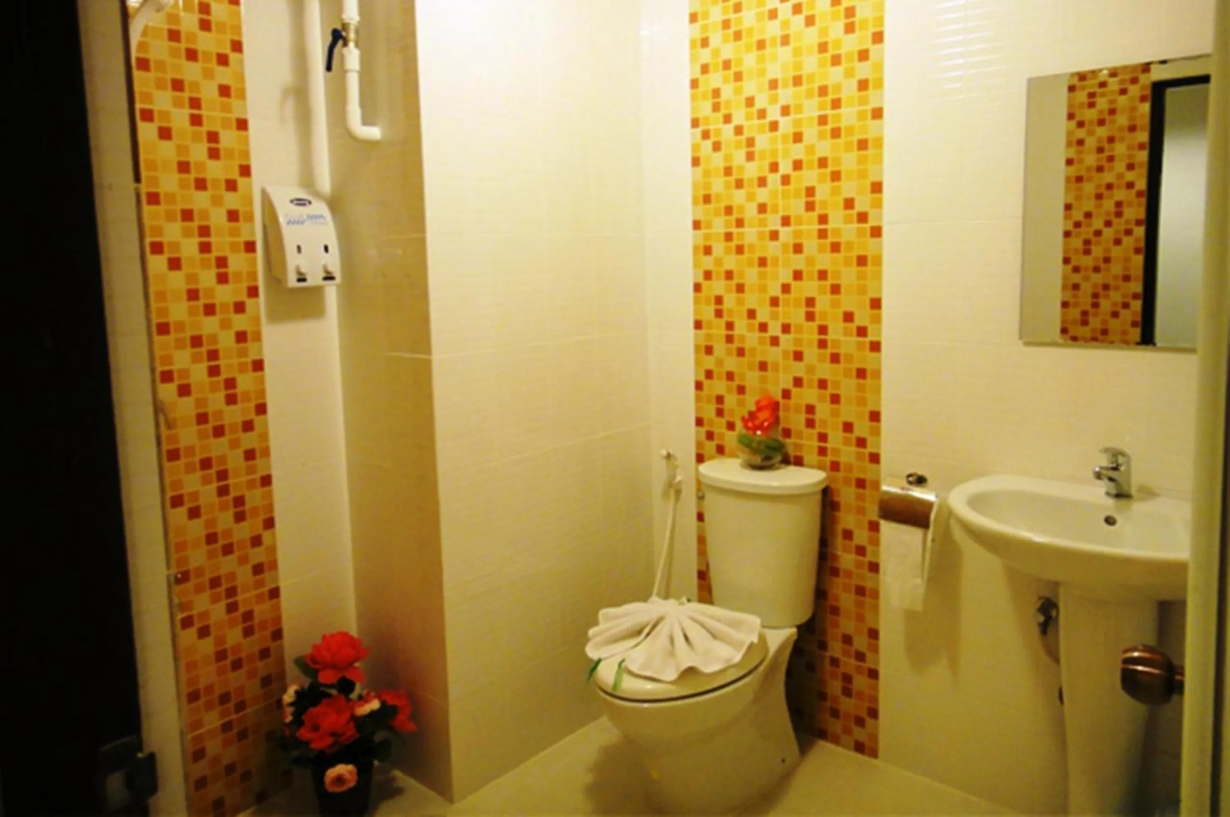 Toilet in Noble House Chiangmai