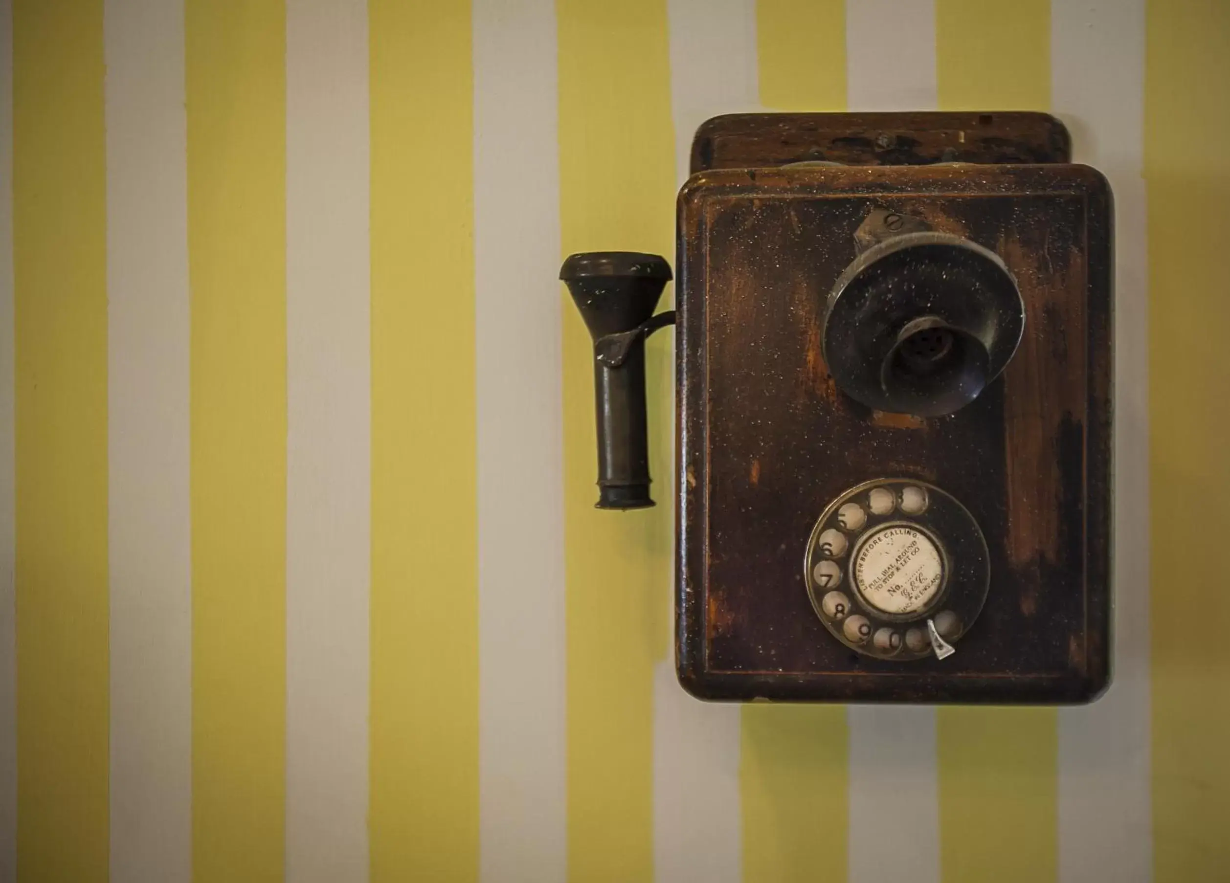 Restaurant/places to eat in Ambassador, New Delhi - IHCL SeleQtions Restaurant/places to eat in Ambassador, New Delhi - IHCL SeleQtions