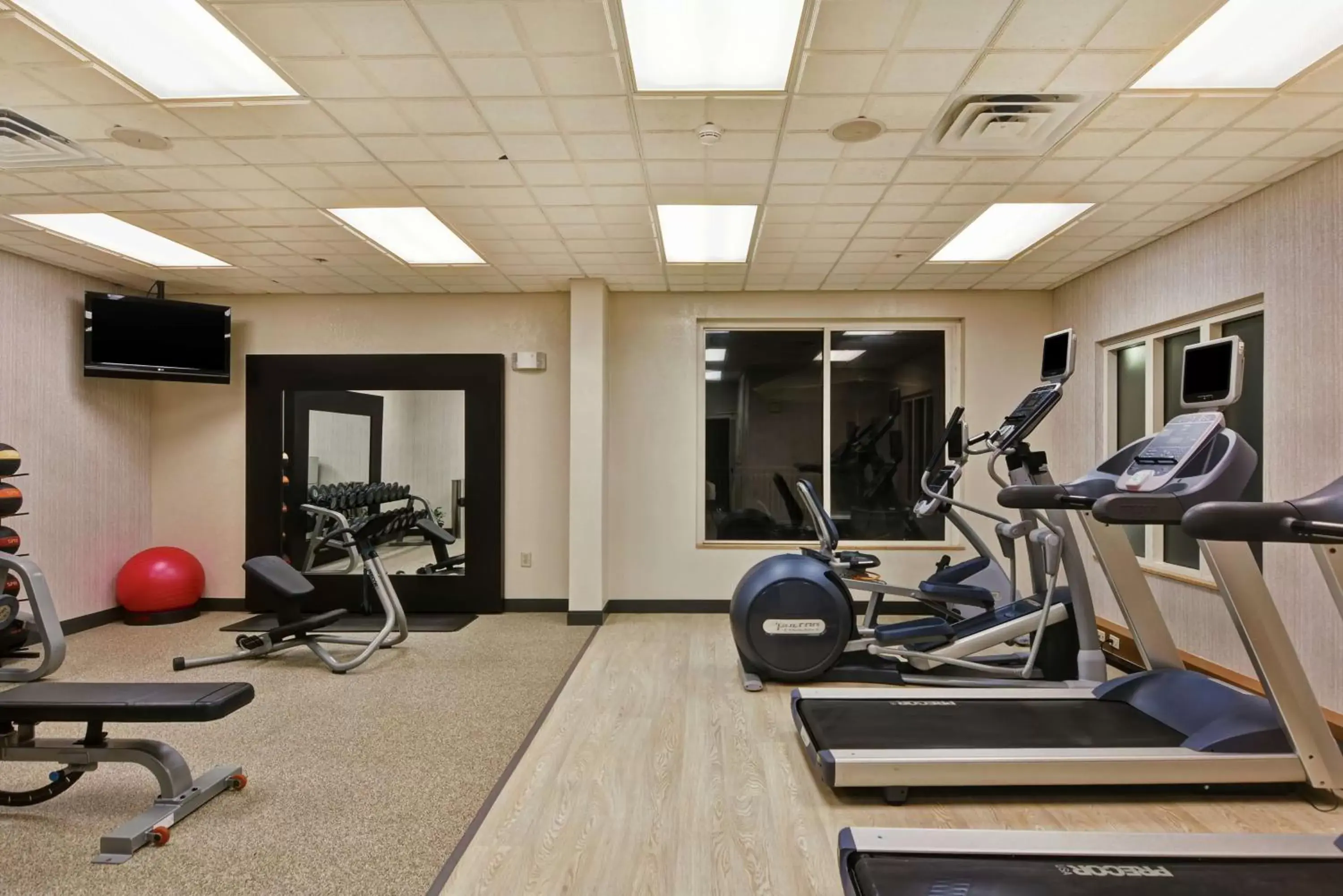 Fitness centre/facilities, Fitness Center/Facilities in Hilton Garden Inn Mobile East Bay / Daphne