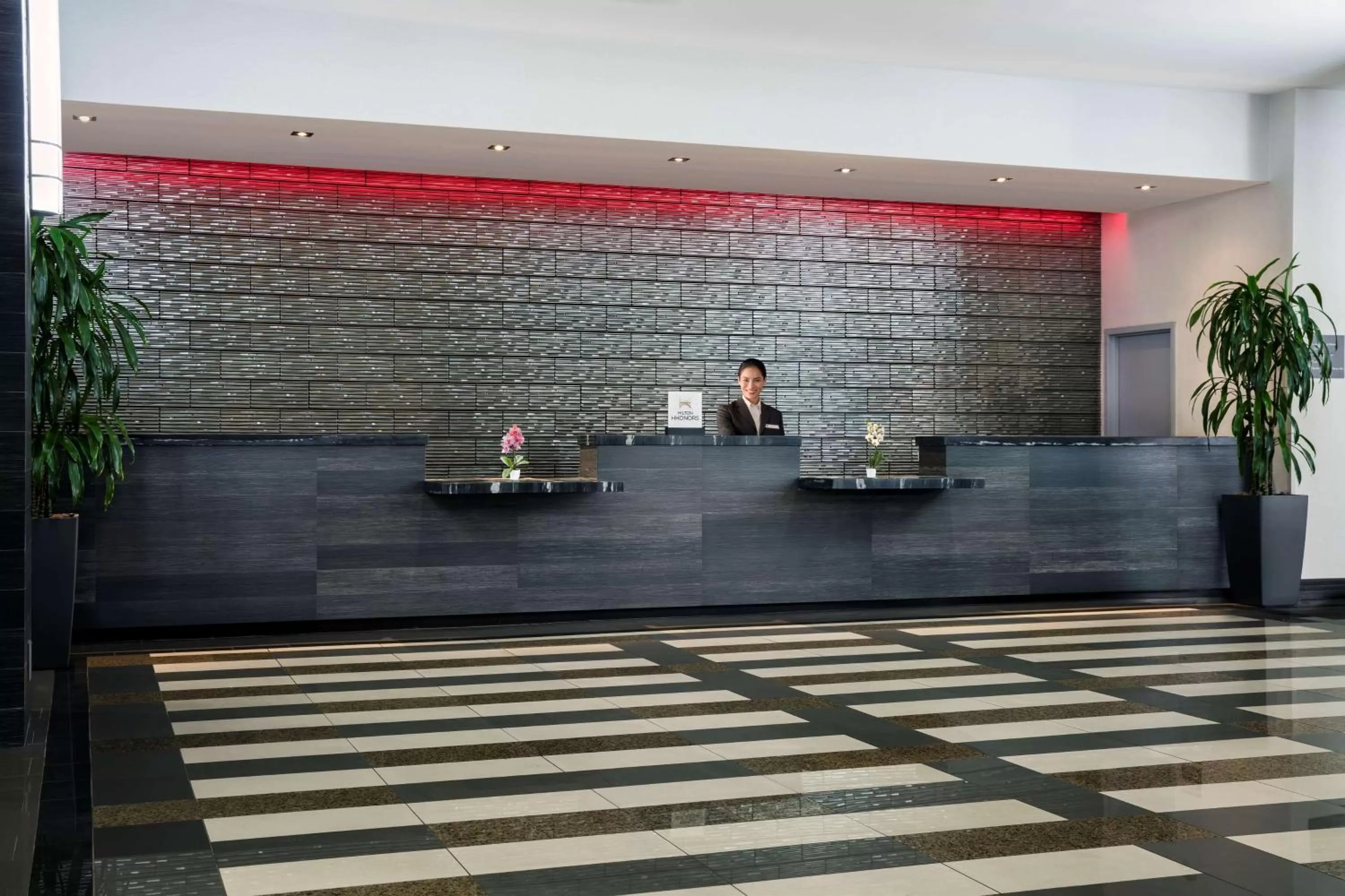 Lobby or reception in DoubleTree by Hilton Hotel Miami Airport & Convention Center