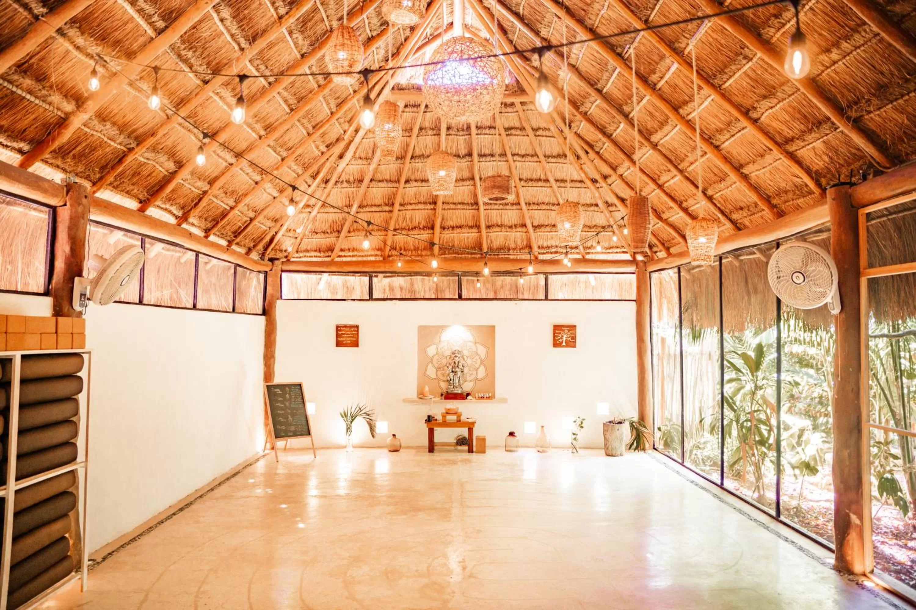 Fitness centre/facilities in Petit Lafitte Beach Front Hotel & Bungalows