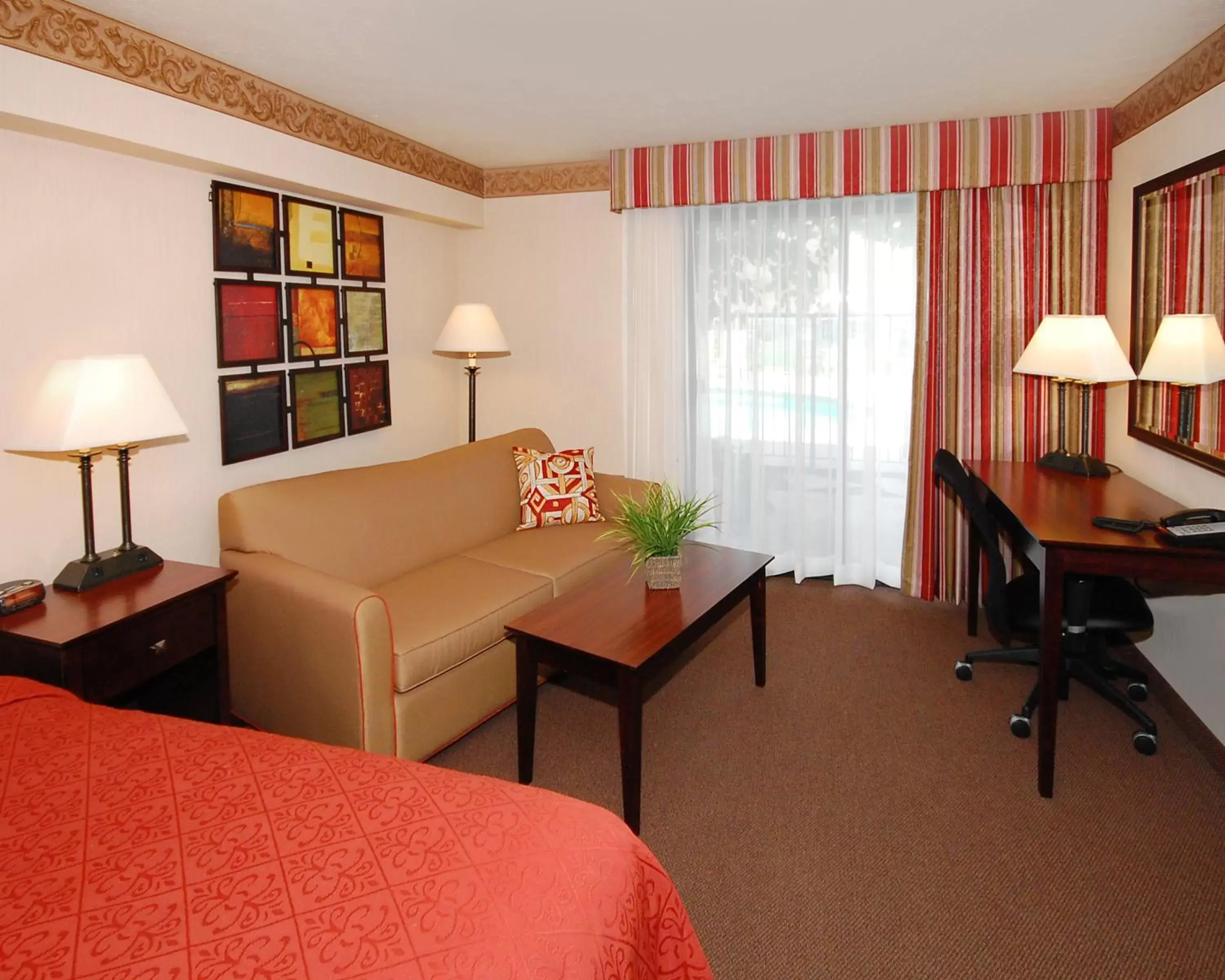 Seating Area in Holiday Inn - Clarkston - Lewiston, an IHG Hotel