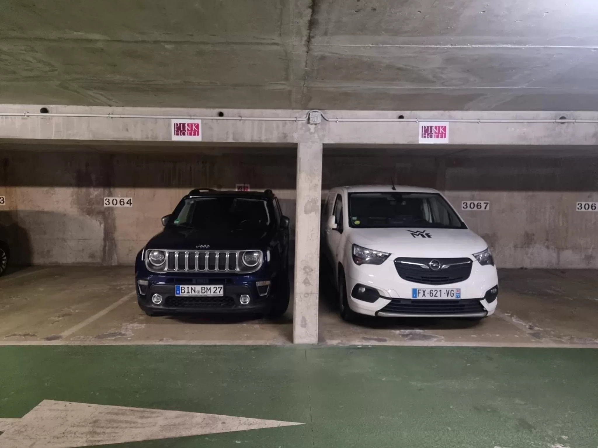 Parking in Hotel La Petite Rosa