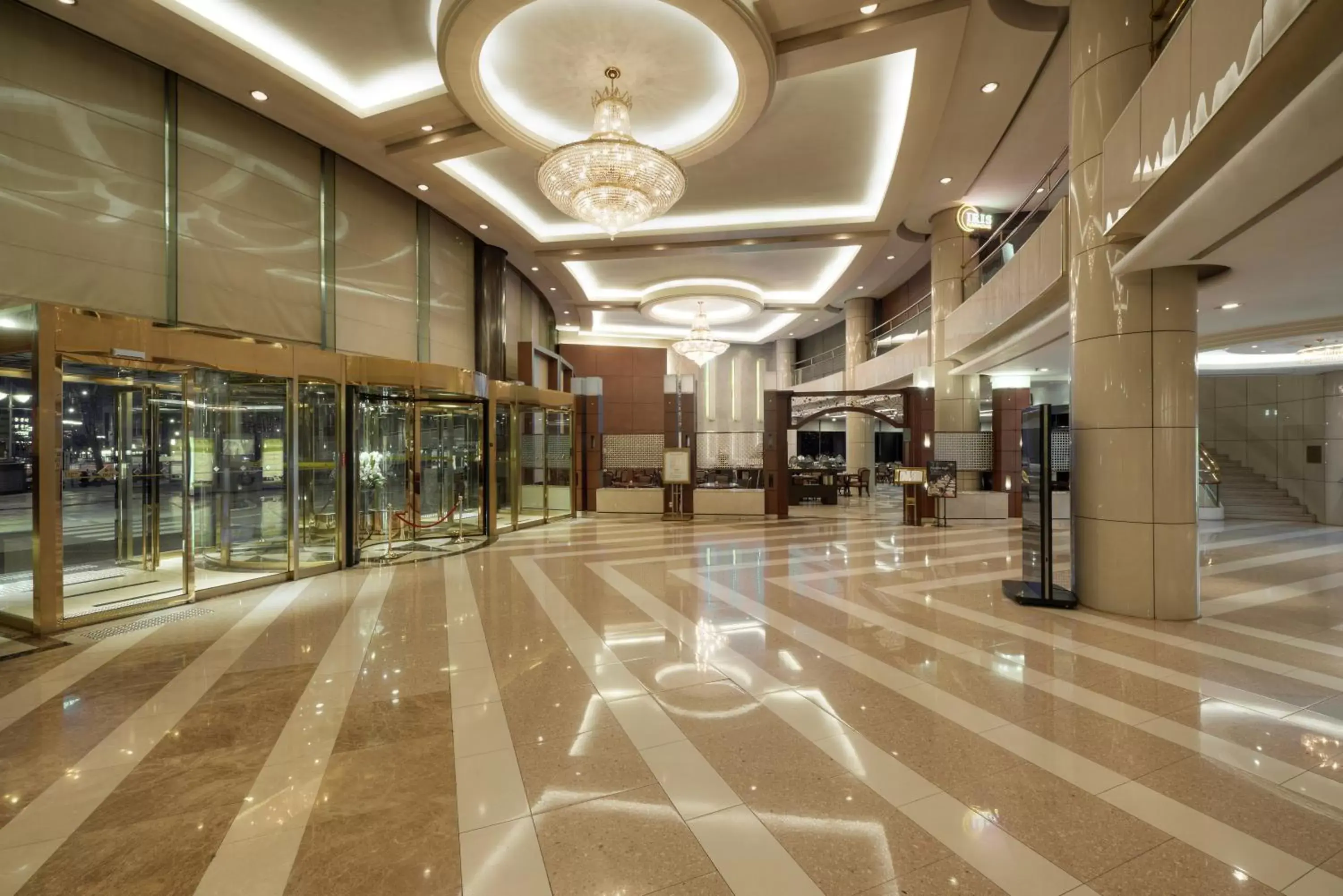 Lobby/Reception in Seoul Riviera Hotel