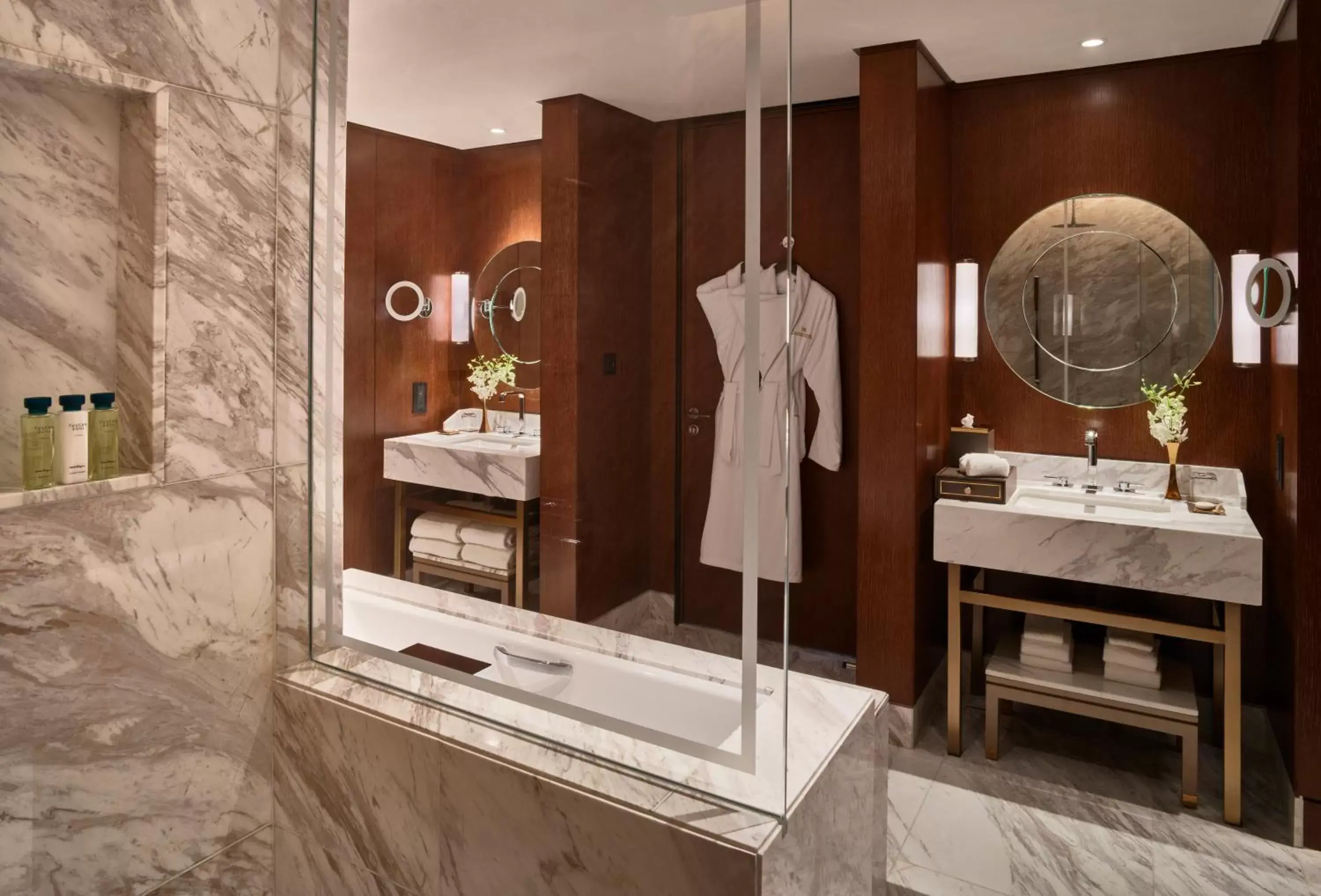 Shower, Bathroom in Waldorf Astoria Dubai International Financial Centre