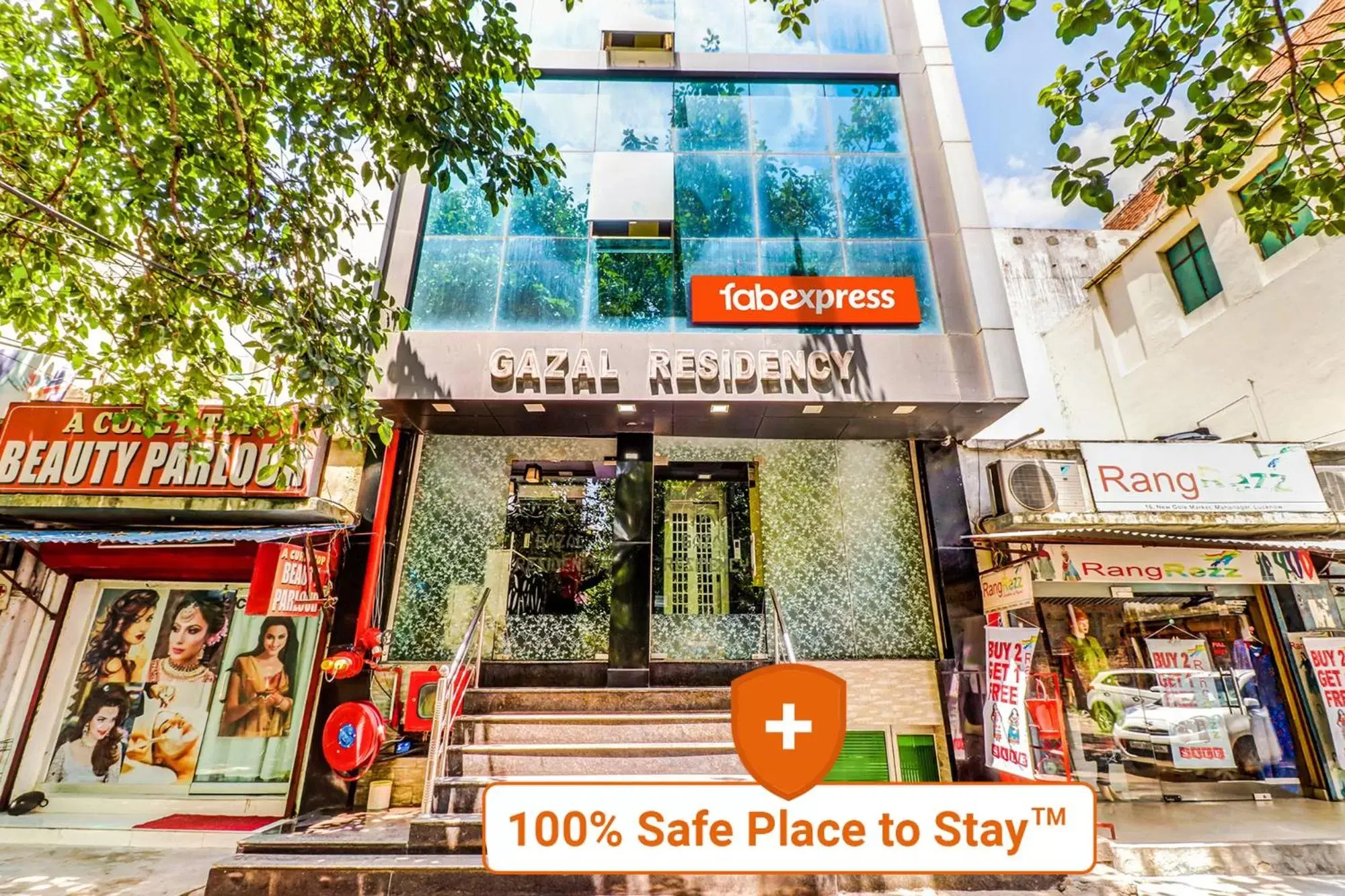 Property building in FabHotel Gazal Residency Mahanagar Property building in FabHotel Gazal Residency Mahanagar