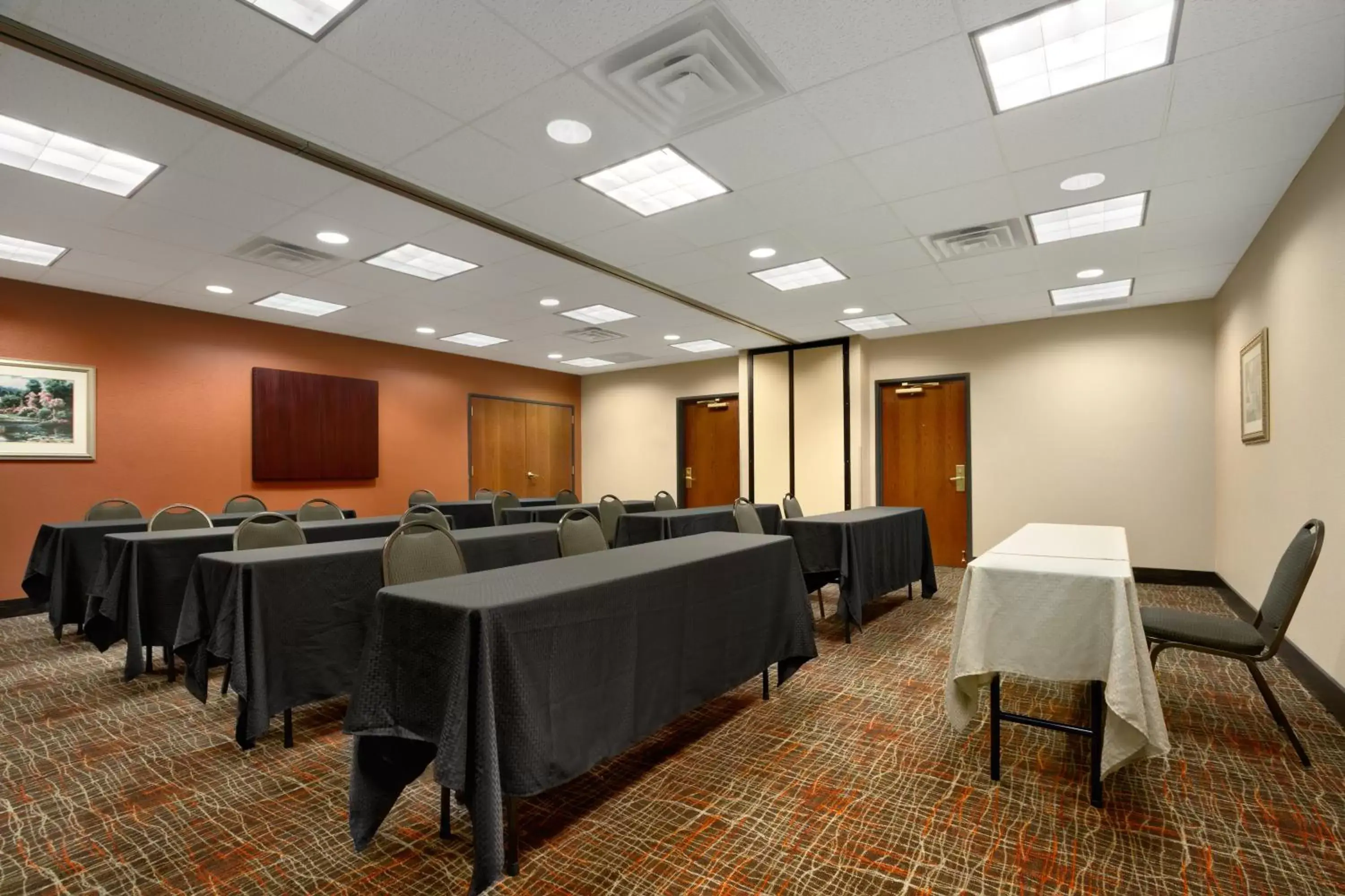 Meeting/conference room in Country Inn & Suites by Radisson, Wolfchase-Memphis, TN