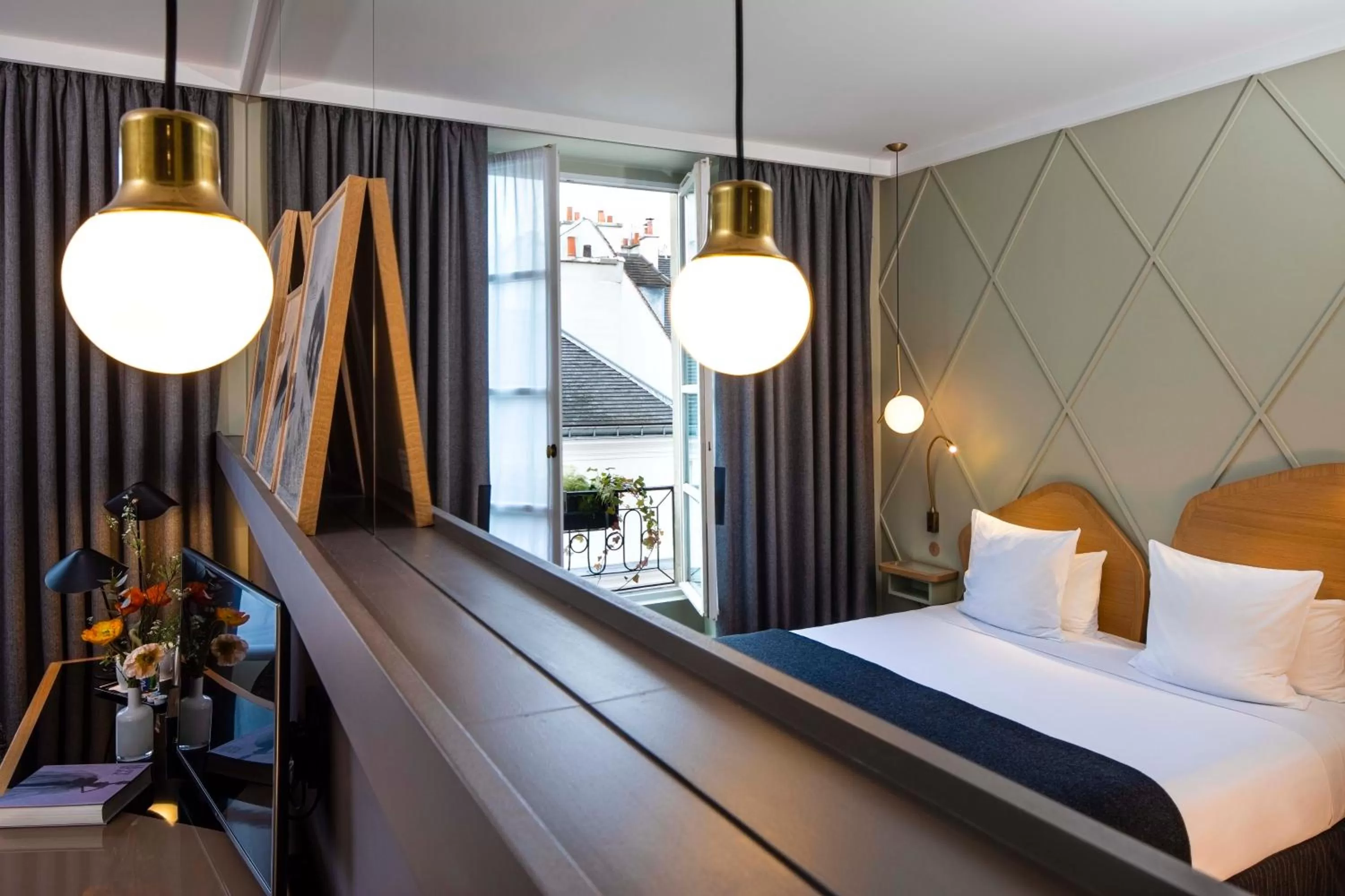 Bed in Millésime Hôtel