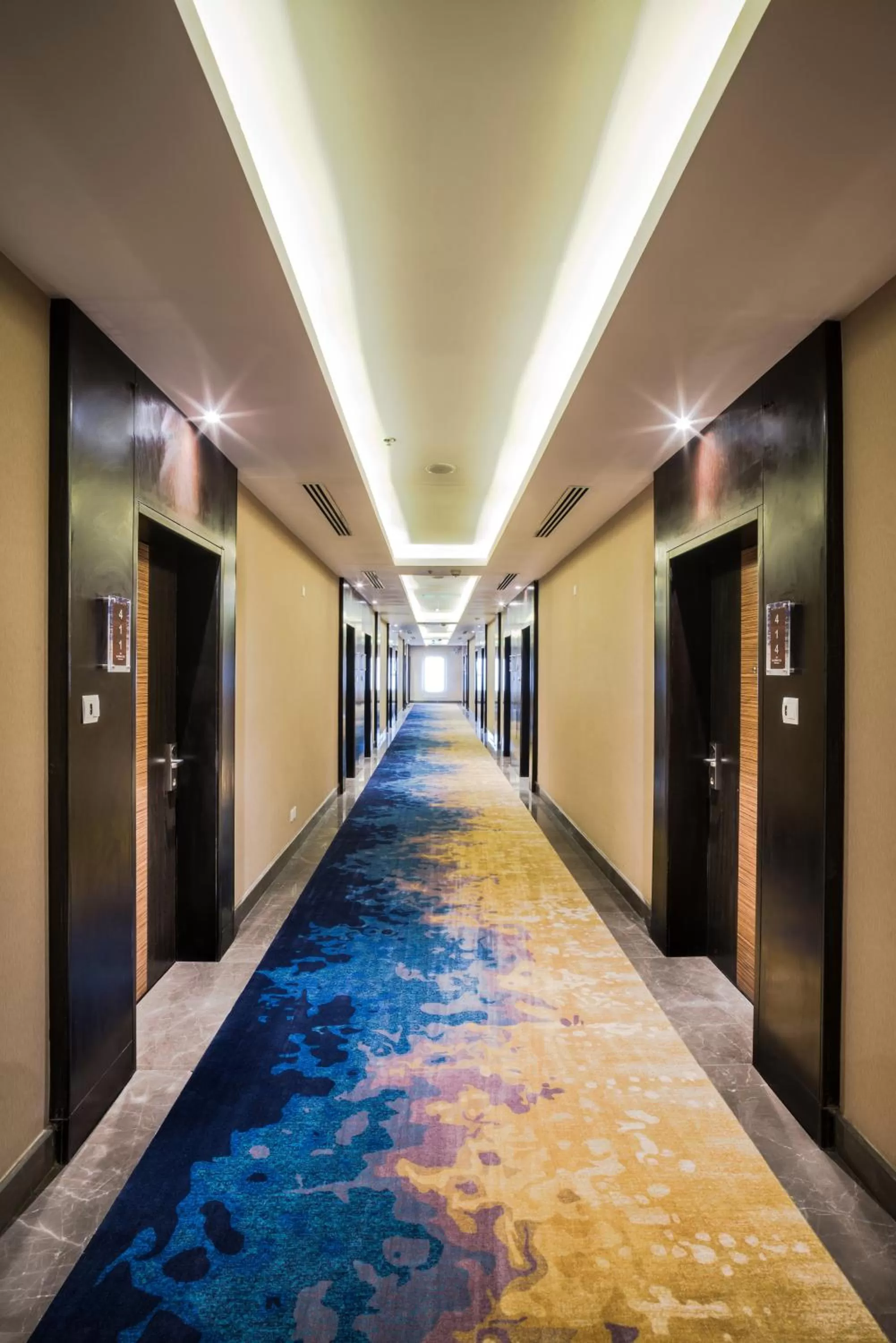 Facade/entrance in Naviti Warwick Dammam