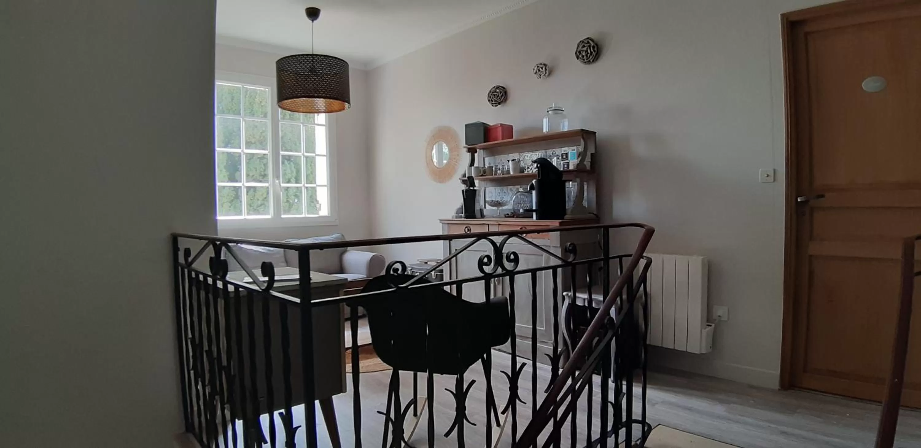 Seating area in A L'OMBRE DE LA TREILLE -Proche Saint-Emilion